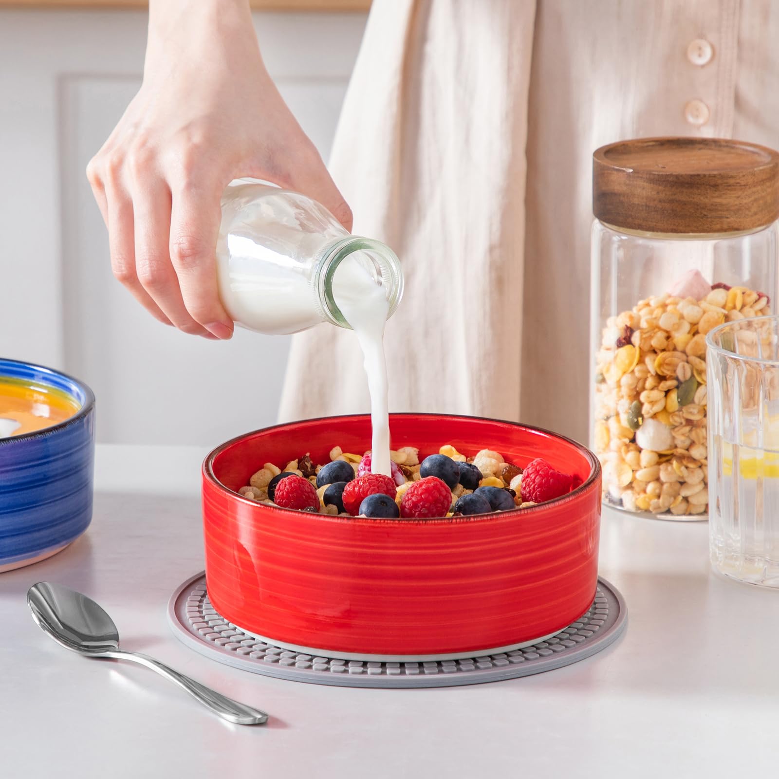 vancasso Bonita Cereal Bowls, 25 oz Ceramic Soup Bowls Set of 6, Serving Bowls, Dessert Bowls, Dipping Bowls, Dishwasher & Microwave Safe, for Salad, Porridge, Rice, Warm Color — view 5