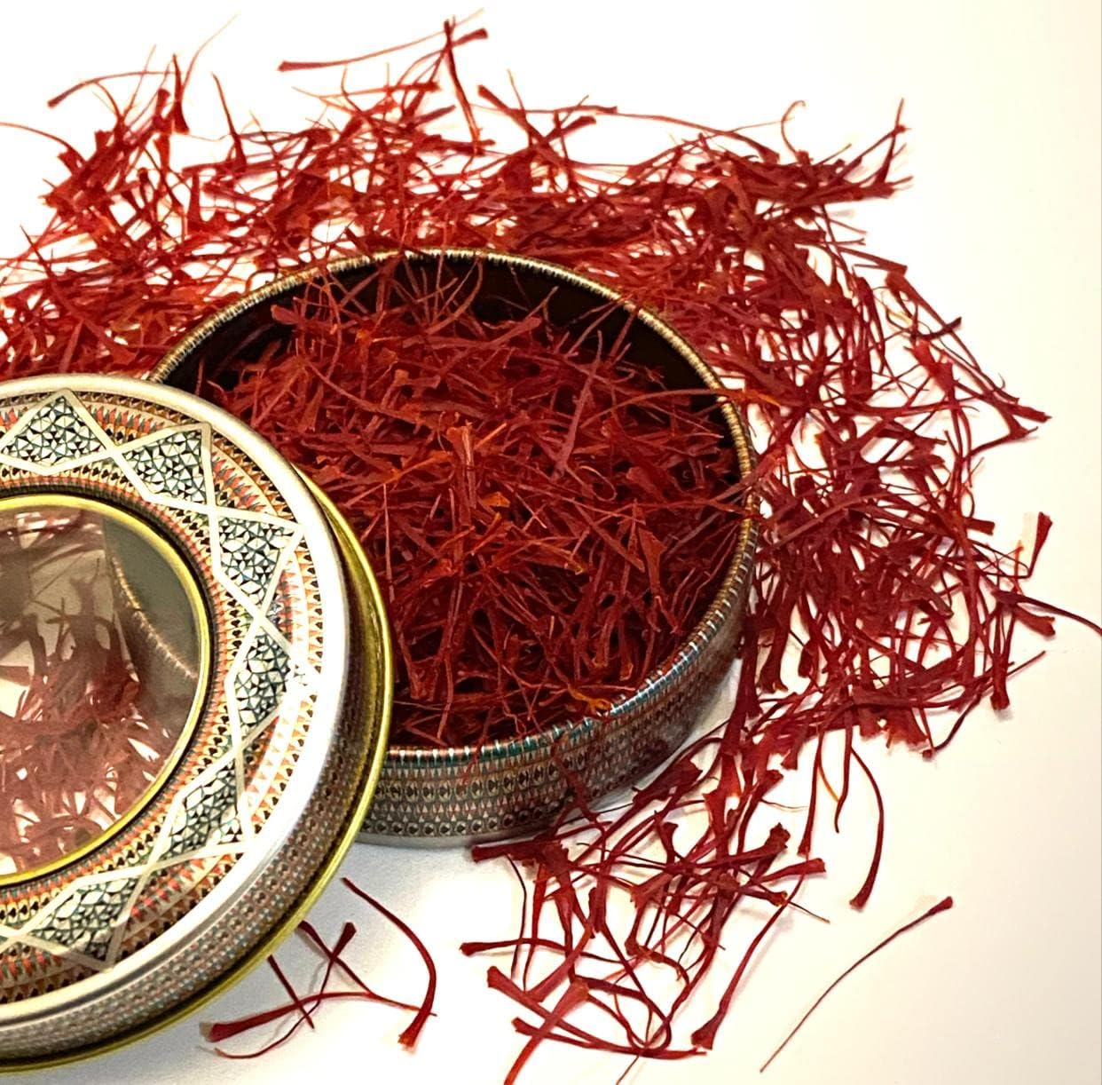 Saffron flower threads,100% Organic And Pure, Hand Picked All Red Premium Saffron (2 GRAM)