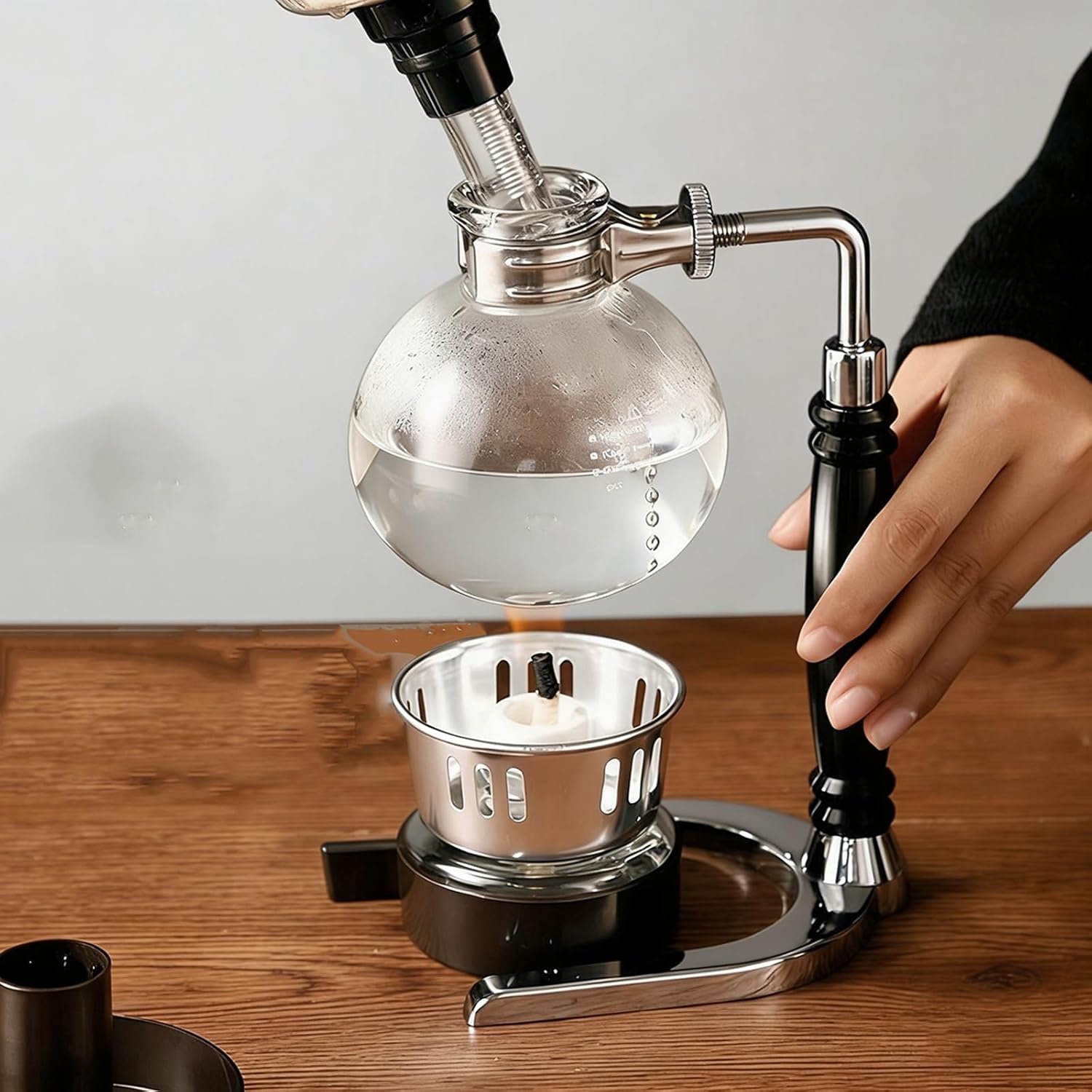 Borosilicate Glass Siphon Coffee Maker - Japanese Style Vacuum Syphon Brewer with Alcohol Burner & Adjustable Buffer Clamp, High-Temp Resilient Tabletop Coffee Pot for Aficionados 5-Cup (600ml)
