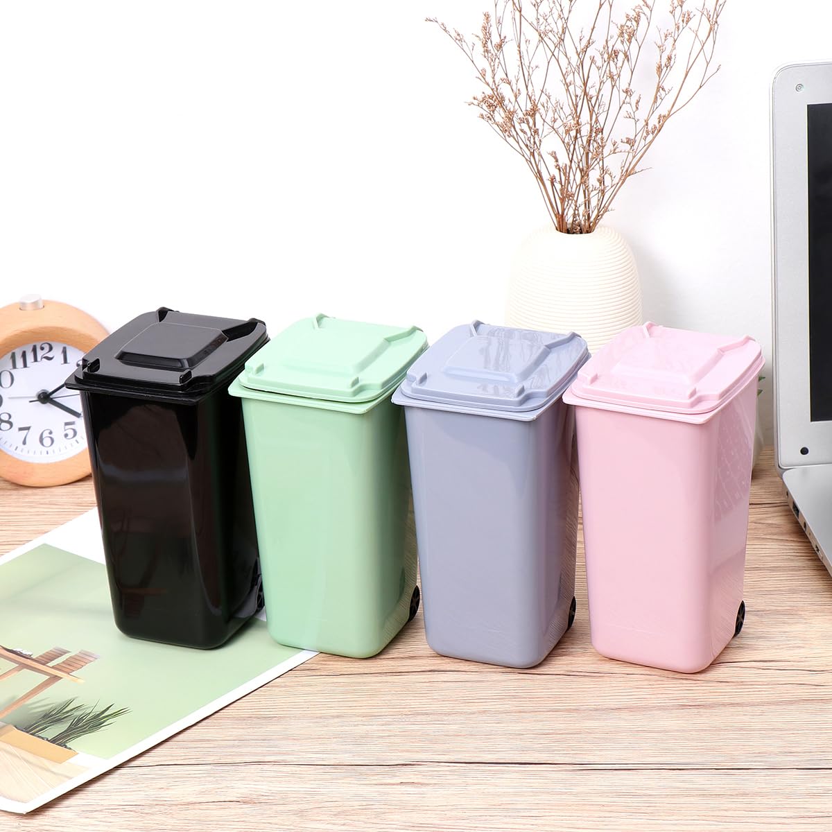 TOYANDONA 4PCS Mini Plastic Trash Can, Storage Bin Desktop Organizer, Wastebasket Trash Can with Lid, Tiny Desktop Waste Garbage Bin for Home Office Kitchen