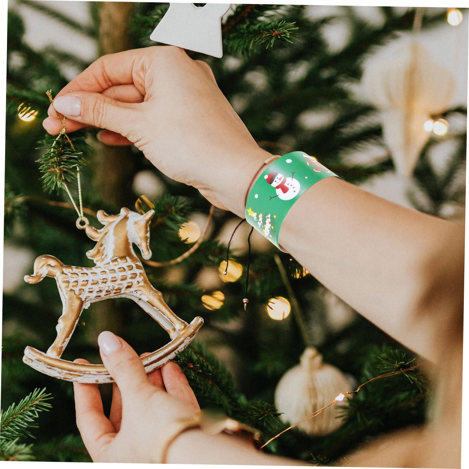 96 Piezas Pulseras Slap de Navidad PVC Cómodas y Creativas para Fiestas y Regalos Festivos Accesorio Versátil para Cumpleaños y Celebraciones Navideñas