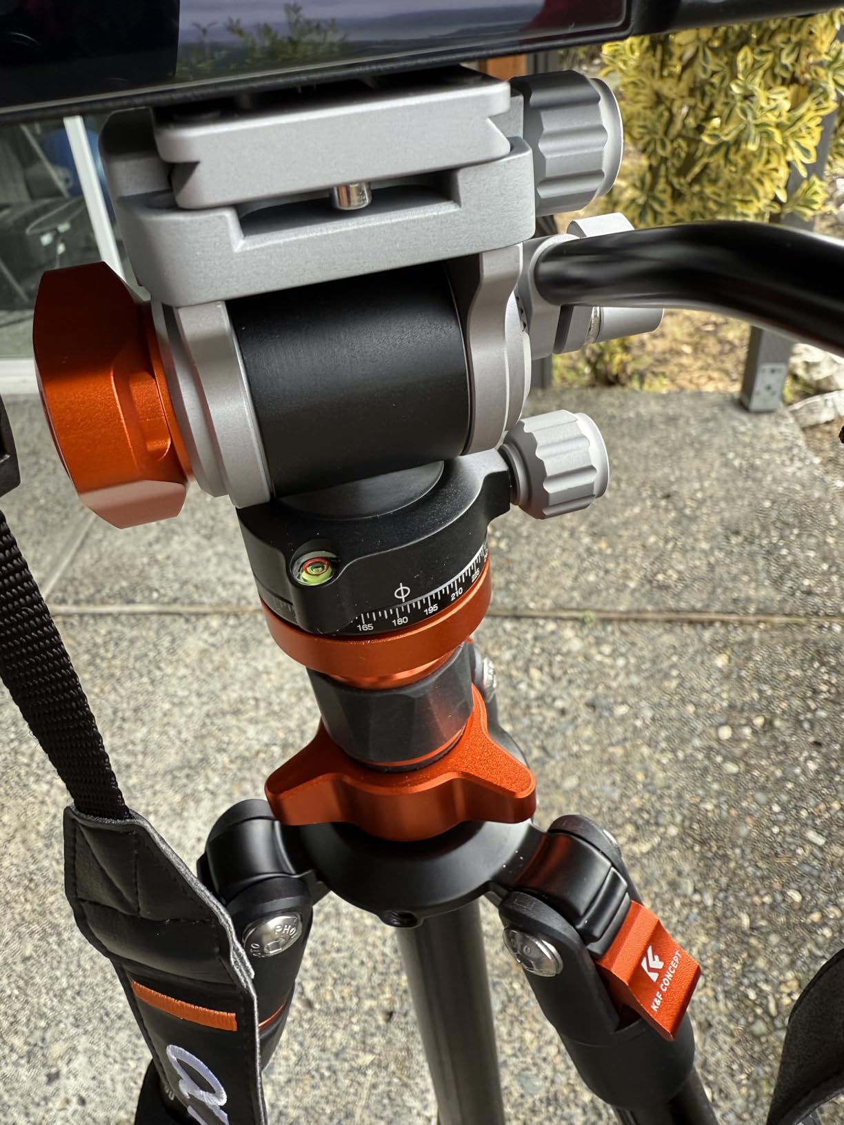 Fantastic, quality yet affordable video tripod! A winner!!