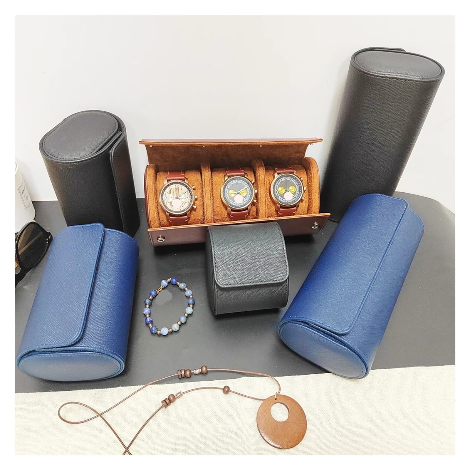 Uhrenrollen-Reiseetui mit 1/2/3 Fächern, tragbare Uhrenaufbewahrungsbox aus Vintage-Leder ein- und ausschiebbaren Uhrenorganizern zur Aufbewahrung von Uhren(2-Slot Blue)