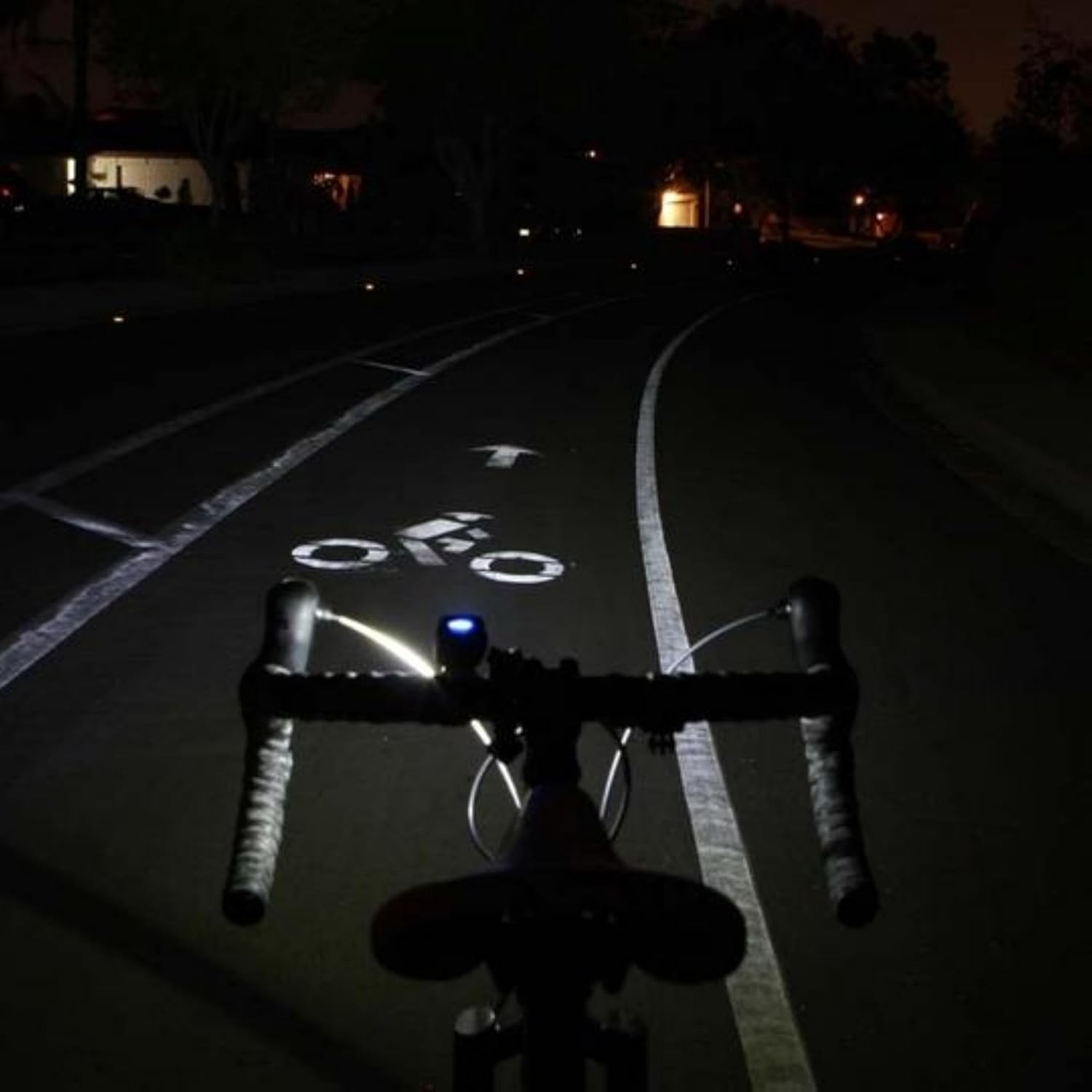 NiteRider Swift 300 Front Bike Light Vmax+ 150 Rear Bike Light Combo Pack- USB Rechargeable Bicycle Headlight LED Front Light Easy to Install Water Resistant Road Commuting Cycling Safety Flashlight