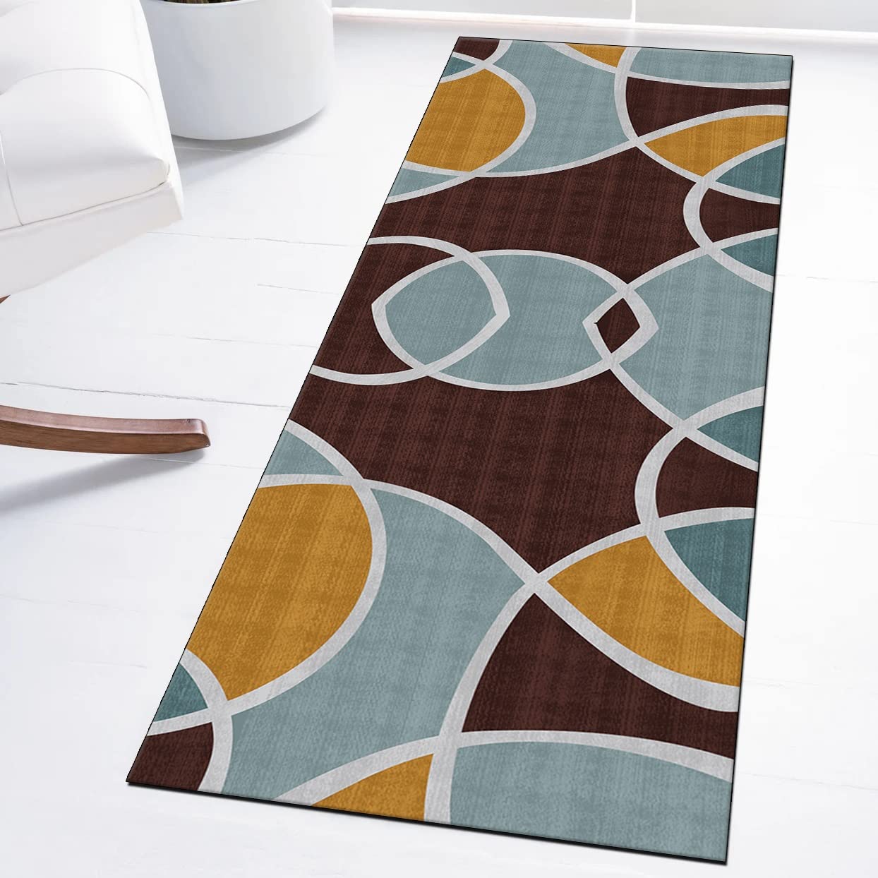 Obszar korytarz, chodnik, dywan 120 x 300 cm, brązowy, żółty, niebieski, geometryczny dywan, mata antypoślizgowa, zmywalny, chodnik do kuchni, sypialni, przedpokoju, schodów, drzwi, możliwość personalizacji