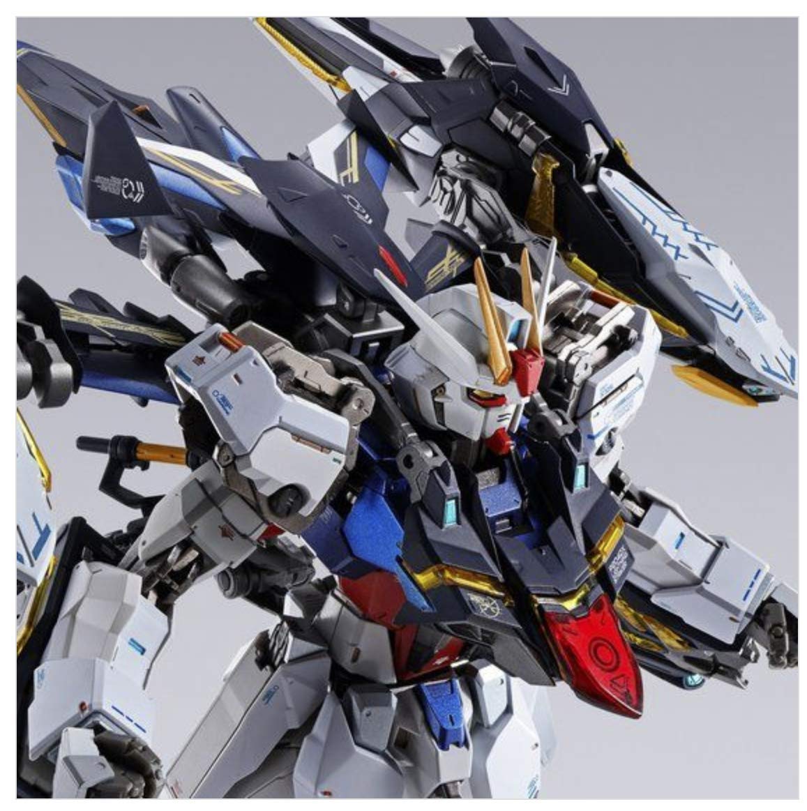 Amazon.com: Bandai spirits Metal Build Lightning Striker, Not