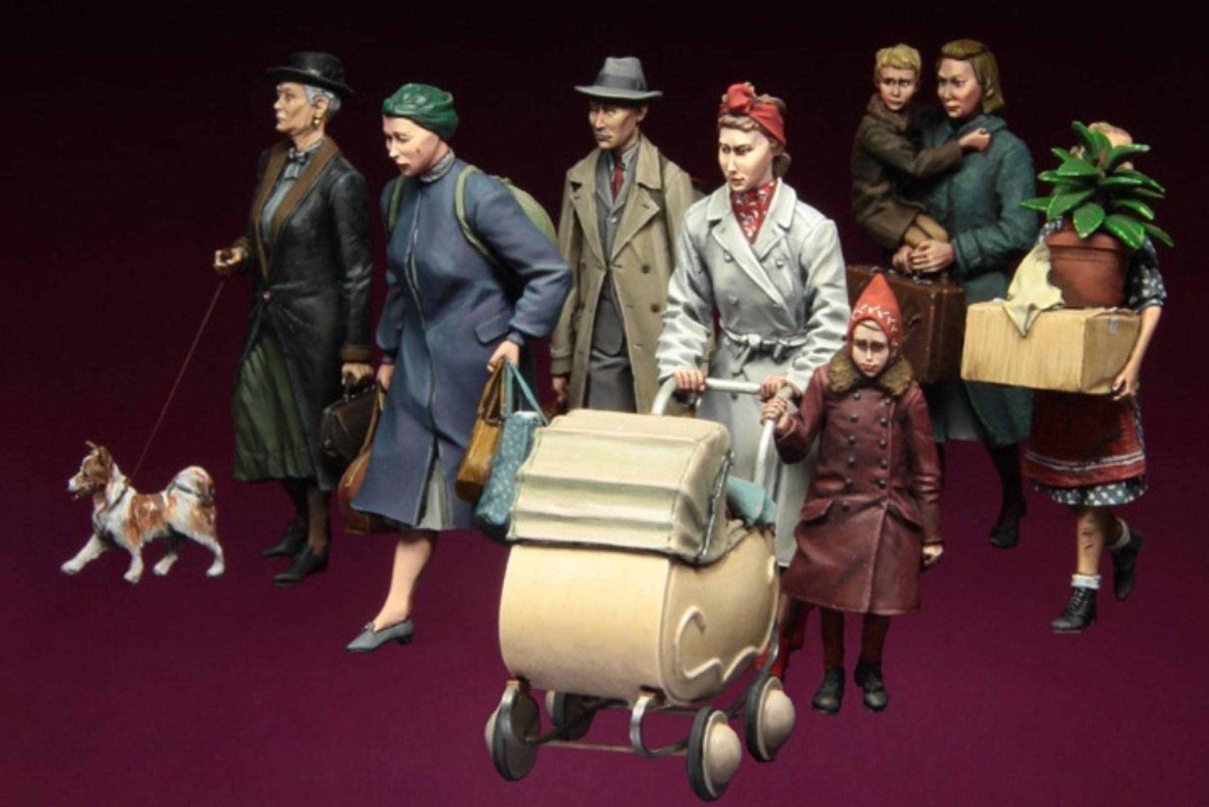 1/35 WWII European Civilian Retreat Resin Soldier Model Kit (8 people & sundries)/unassembled and unpainted miniature kit/YH-3084 Goodmoel