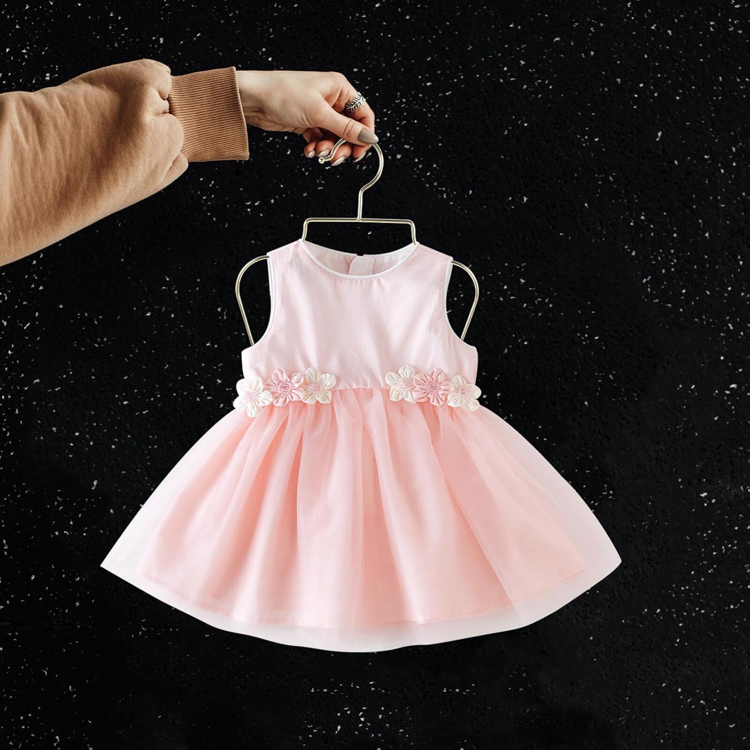 Metal Clothes Hangers and Newborns, Gold ’s Swimsuit and Bikini Display Hanger, Clothes Organizer for Nursery and Closet Storage