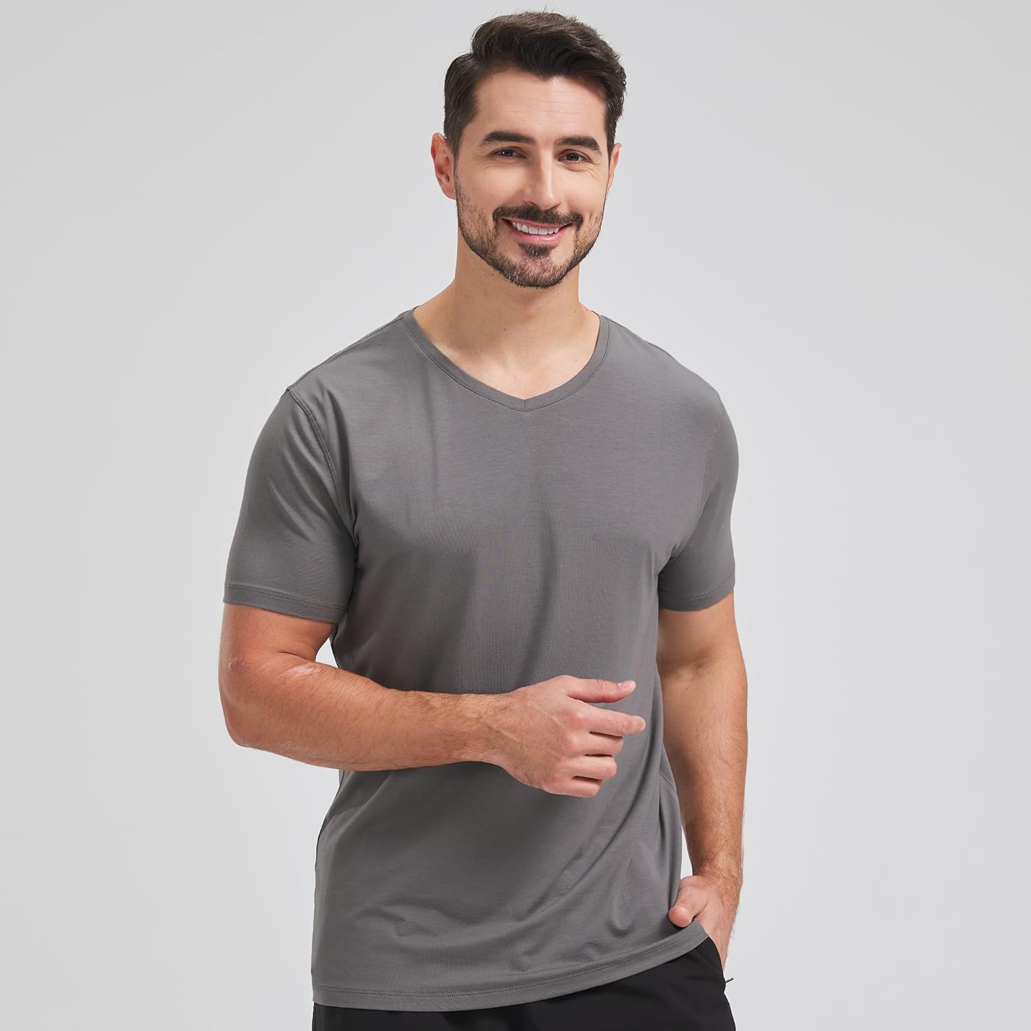 netdraw Men's Ultra-Soft V-Neck Bamboo Viscose Cotton T-Shirt, Moisture-Wicking Cooling Comfy Athletic Casual Tees
