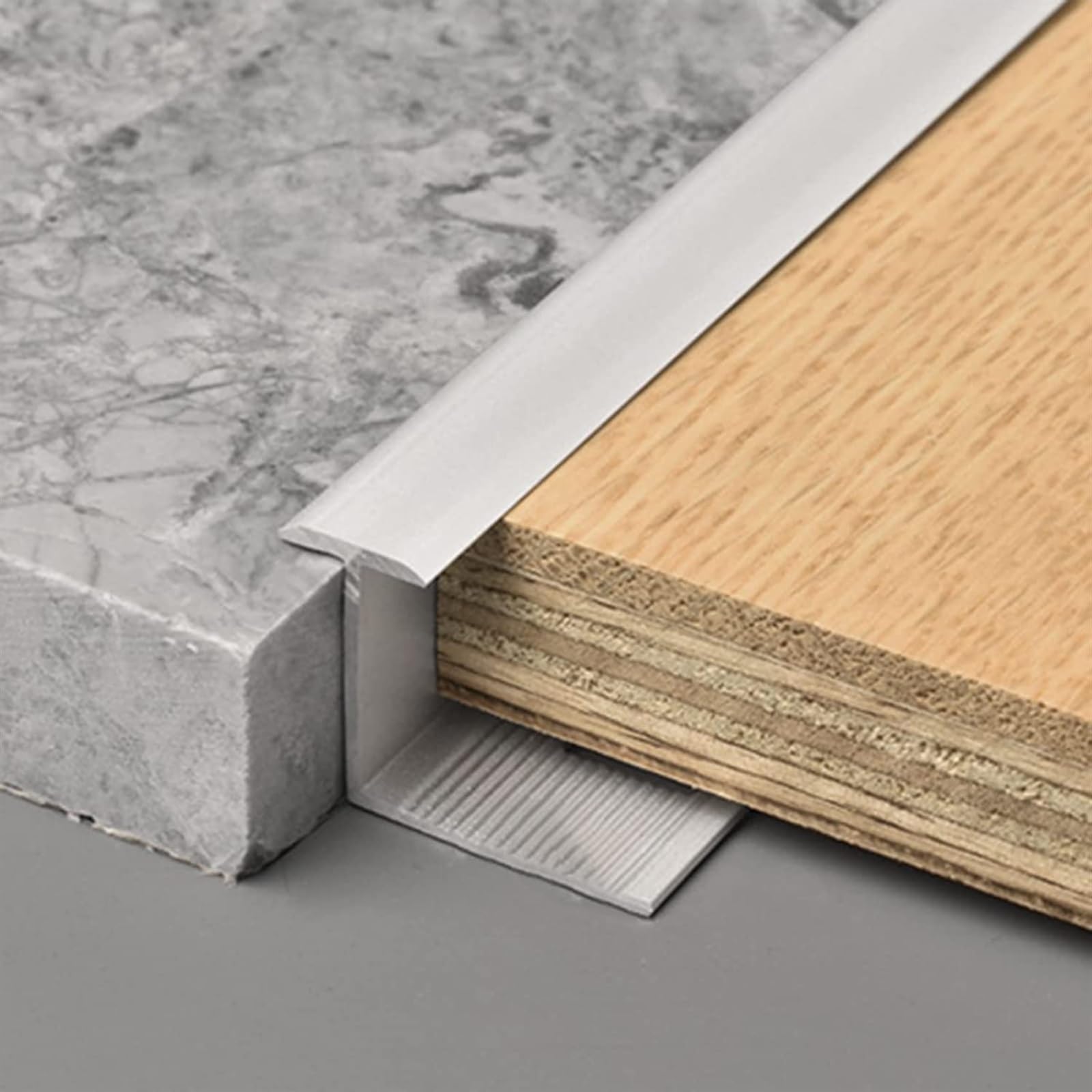 KEuLen Profilo di Transizione, Striscia di Soglia, Striscia di Transizione in Alluminio for Pavimenti Pavimenti in Laminato, soglie di Spazio Personalizzabili(Silver,1cmx1.6cm)