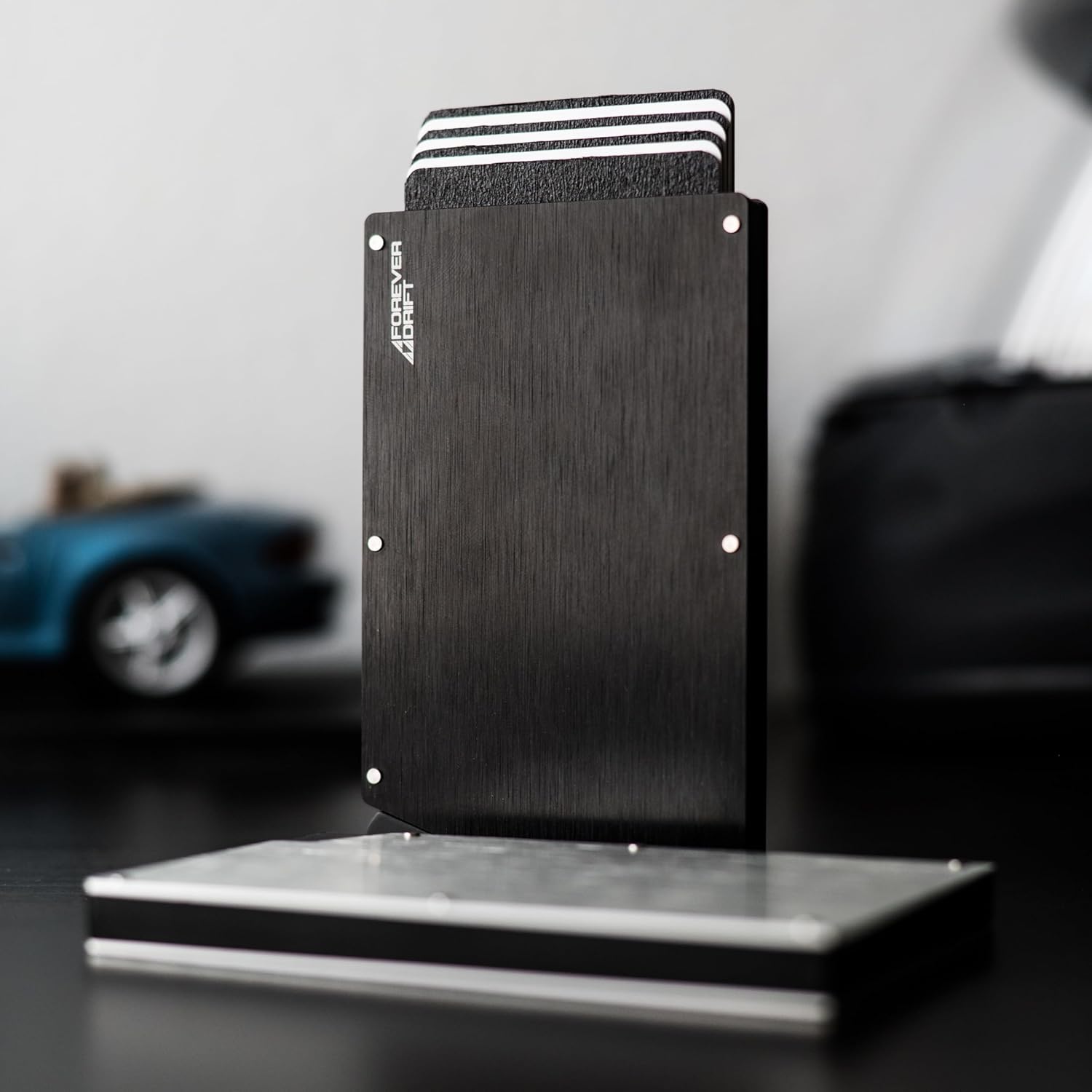 Pop Up Card Holder Slim Minimalist Metal RFID Blocking Wallet for Men or Women (Silver) - Image 8