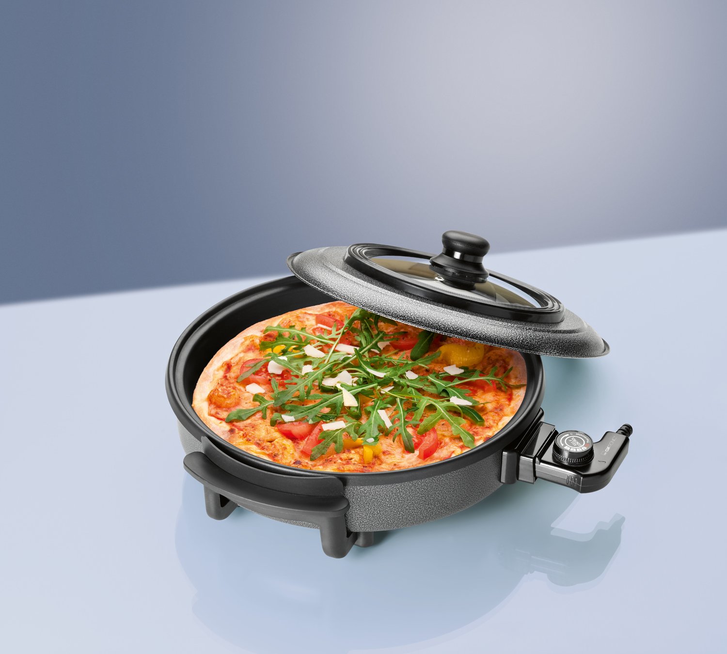 Clatronic PP 3402 - Sartén eléctrica especial para pizza, tapa de cristal, diámetro 36 cm, 1500 W, color negro