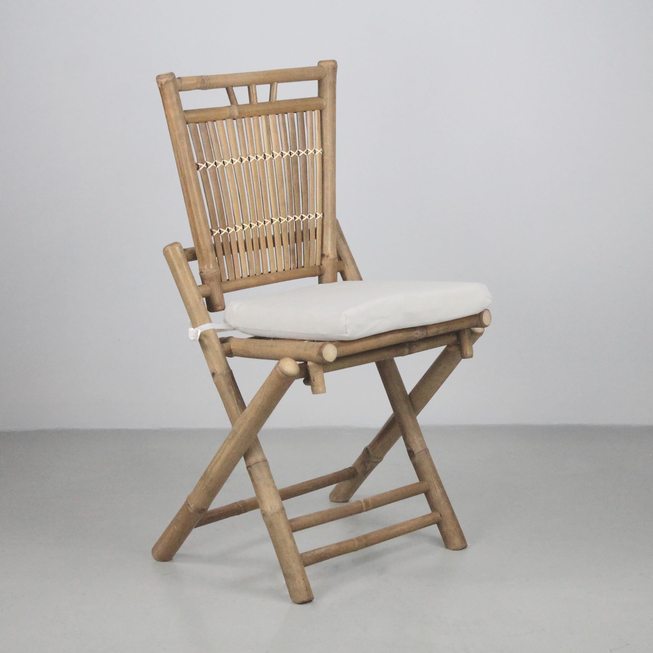 Brigros - Set Bistrot Tavolo Con 2 Sedie Esterno In Legno Di Bamboo Con Cuscini, Set Giardino Esterno Bambù Ideale Come Tavolo E Sedie Da Balcone, Terrazzo O Set Giardino In Legno