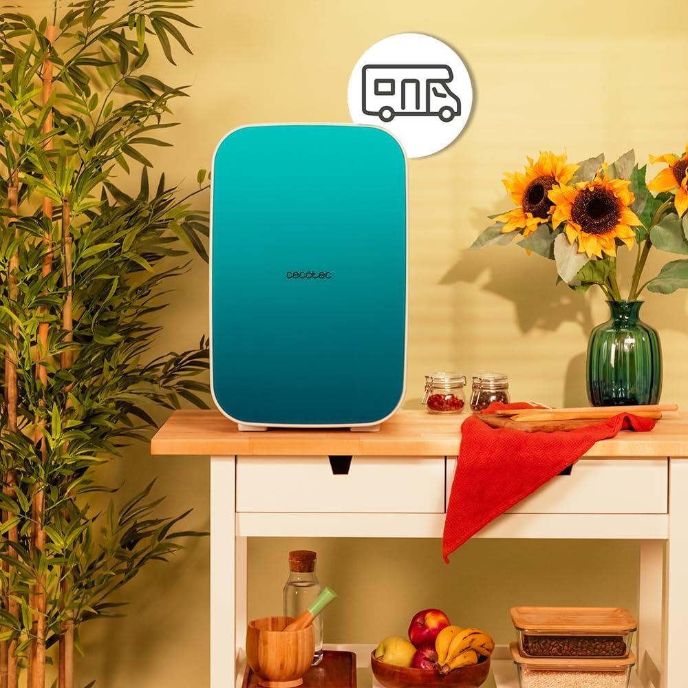 Cecotec Bolero MiniCooling 25L mini-fridge inside a caravan