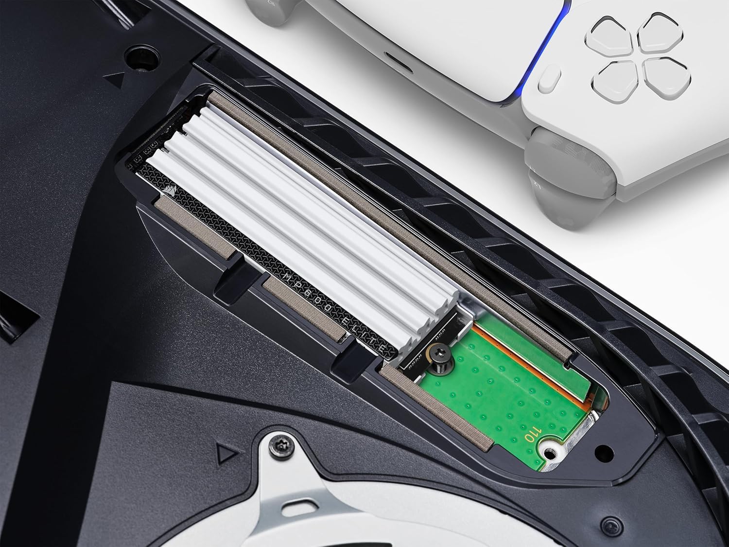 Corsair MP600 Elite 2 to M.2 PCIe Gen4 x4 NVMe SSD - Optimisé pour PS5 - Dissipateur Thermique Inclus - M.2 2280 - Lecture Séquentielle Jusqu'à 7 000 Mo/s - 3D TLC NAND Haute Densité - Blanc