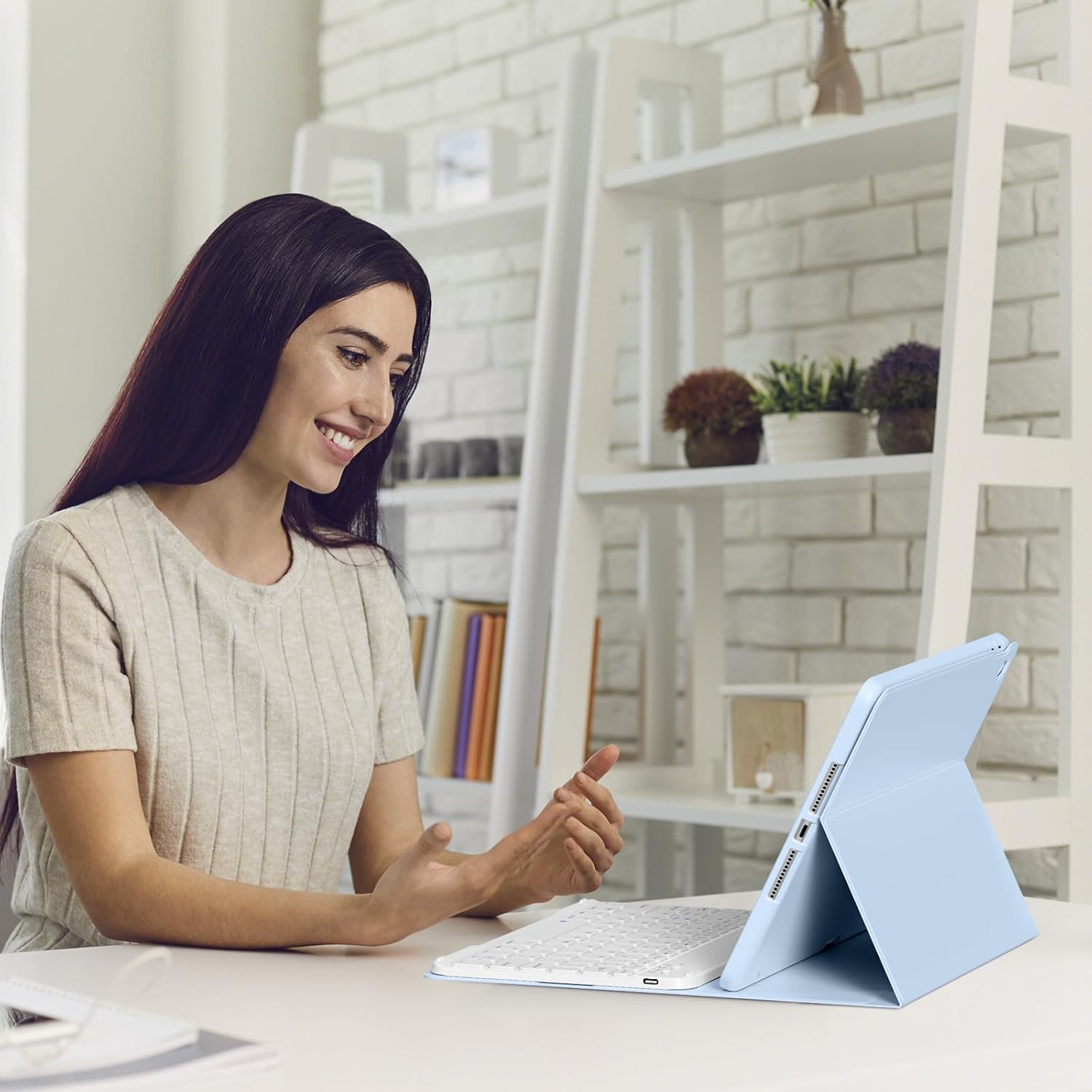 Keyboard Case for iPad 6th / 5th Generation (2018 2017 Model), 9.7 inch Keyboard Case for iPad Air 2/Air with Pencil Holder, Auto Wake Sleep, Blue