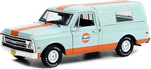 Miniatura 2 de Greenlight 1968 Chevrolet C-10 Pickup Truck Azul claro con rayas naranjas con carcasa de camper Gulf Oil Running on Empty Series 5 1/24 Modelo de