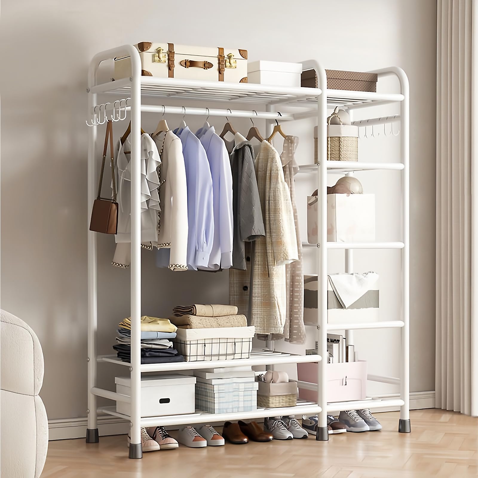Tringle à vêtements avec étagère à chaussures pour armoire ouverte en métal