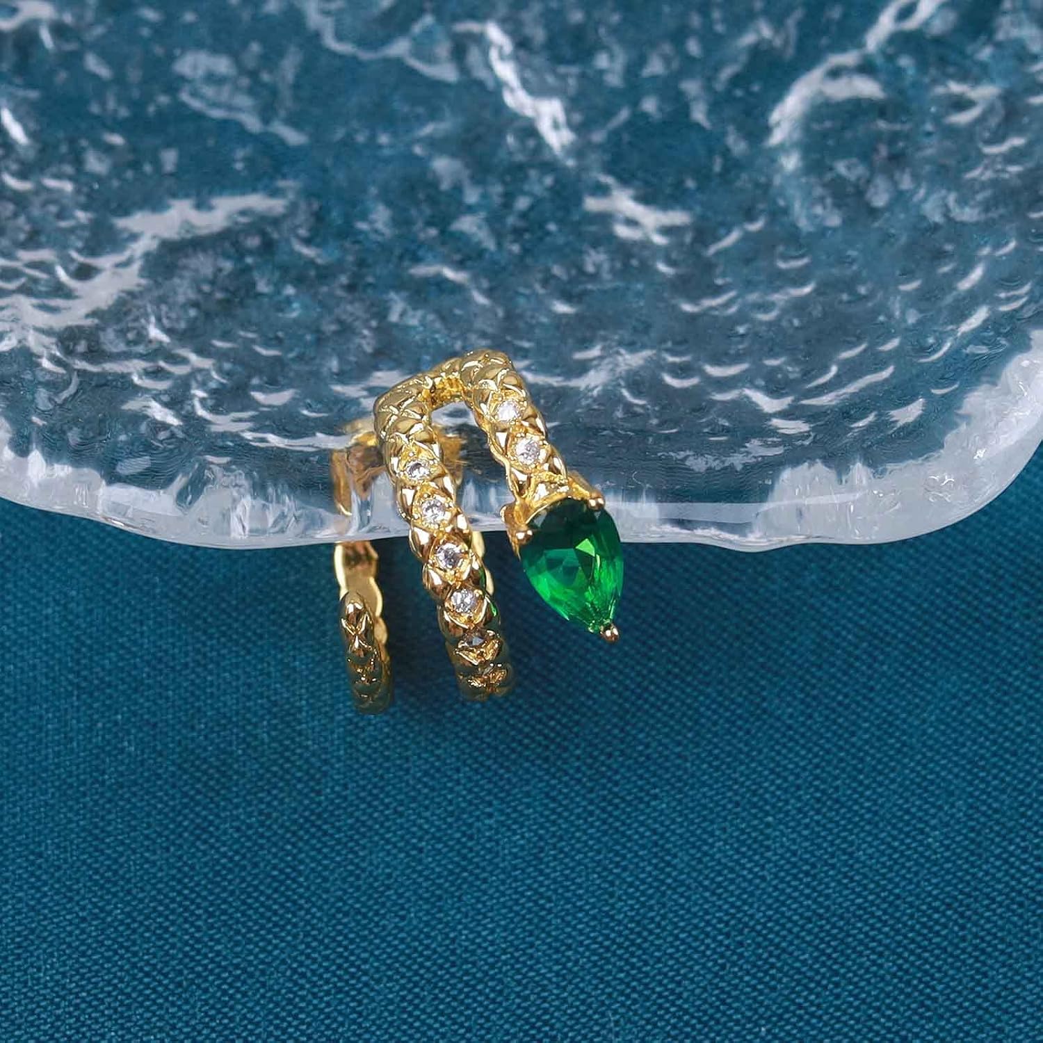 Boho CZ Emerald Circle Cuff Earring - Gold Wide Ring Helix, Green Crystal Non-Pierced Clip-on, Minimalist Earcuff for Women