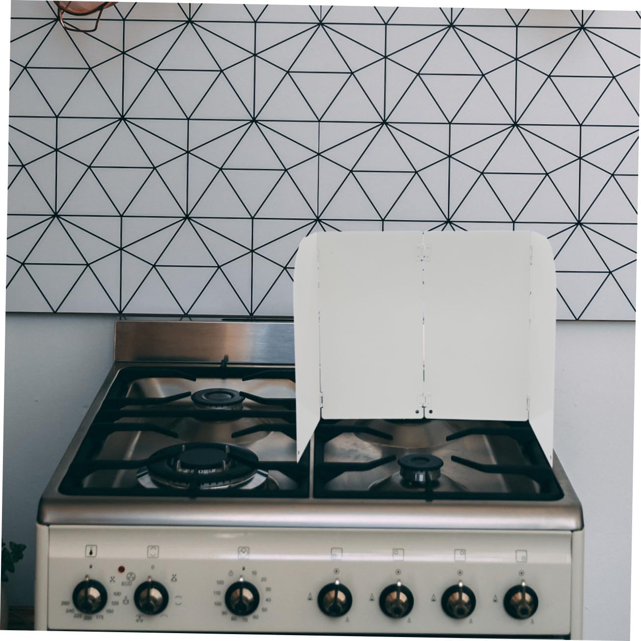 PRETYZOOM Folding Design Space-saving Storage Protects Surroundings Keeps Kitchen Clean Practical Backsplash Protector