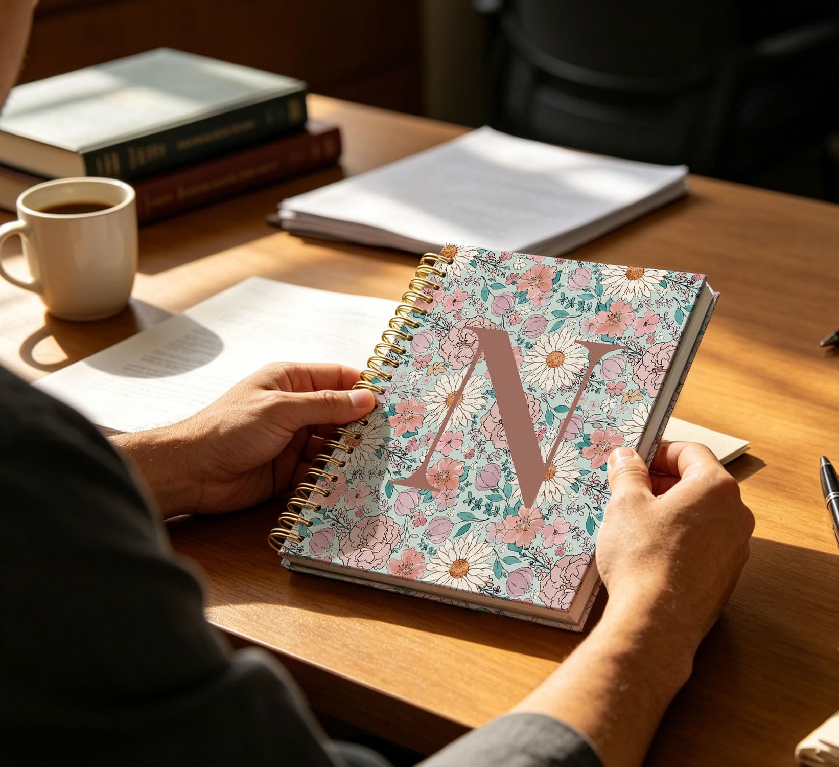 KDHTY Initial N Journal - Cuaderno personalizado en espiral, regalo de flores vintage, cuaderno monogramado para mujeres, adolescentes, niñas, cuaderno de espiral de tapa dura con rayas