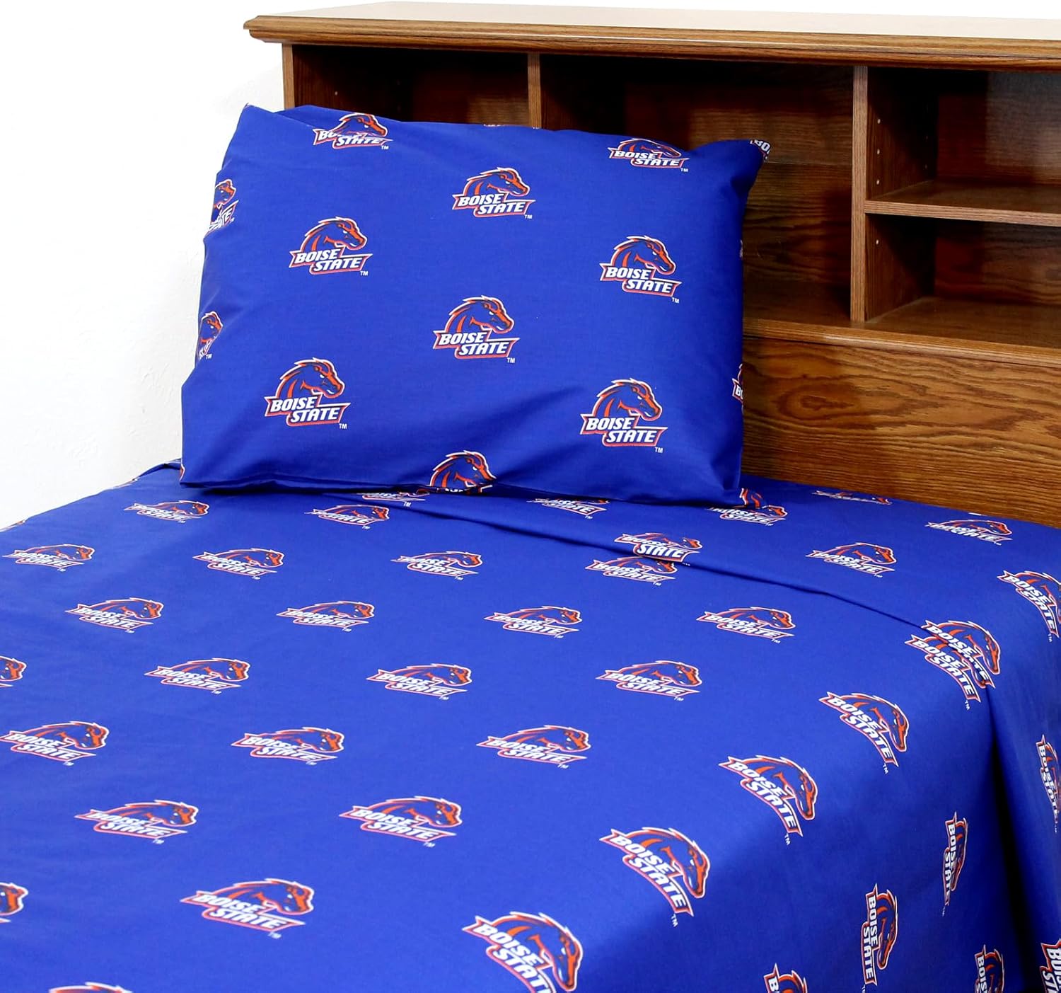 College Covers Everything Comfy Boise State Broncos Queen Sized 4 Piece Sheet Set, Team Color Background, 1 Flat Sheet, 1 Fitted Sheet, 2 Pillowcases