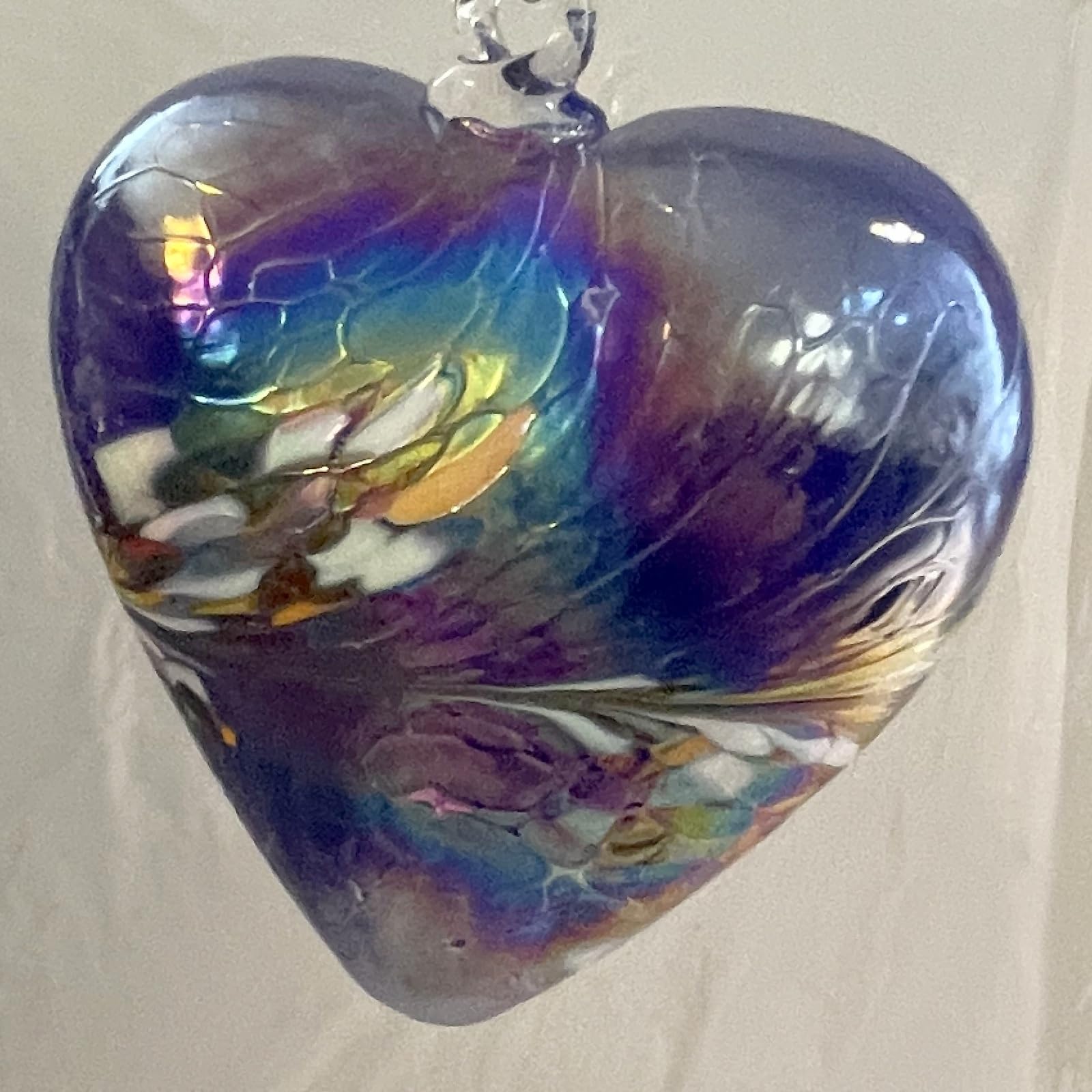 Corazón decorativo de ventana multicolor en cristal soplado para salones y terrazas luminosas
