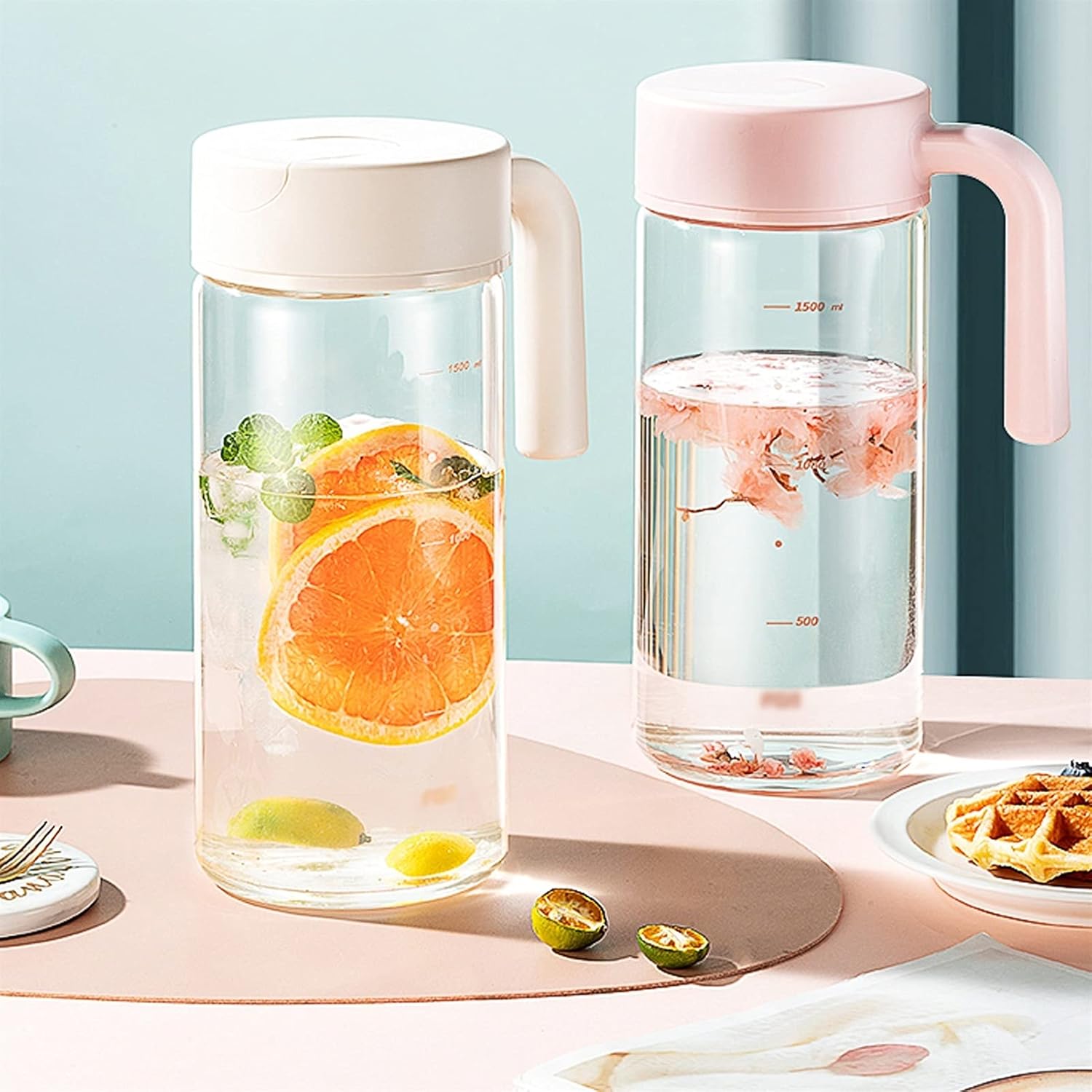 Kettles Large-Capacity Glass Pitcher with Precision Graduation Line Glass Carafe with Handle and Lid Can Automatically Opened and Closed Canteen(C)