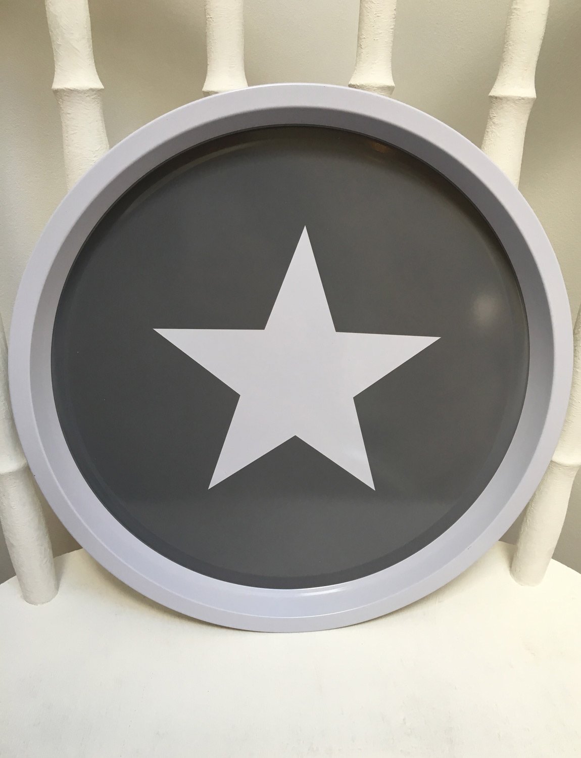 Lovely & Homely Contemporary Round Metal Star Tray 28.5cm 2 Styles Available (Grey with Large White Star)