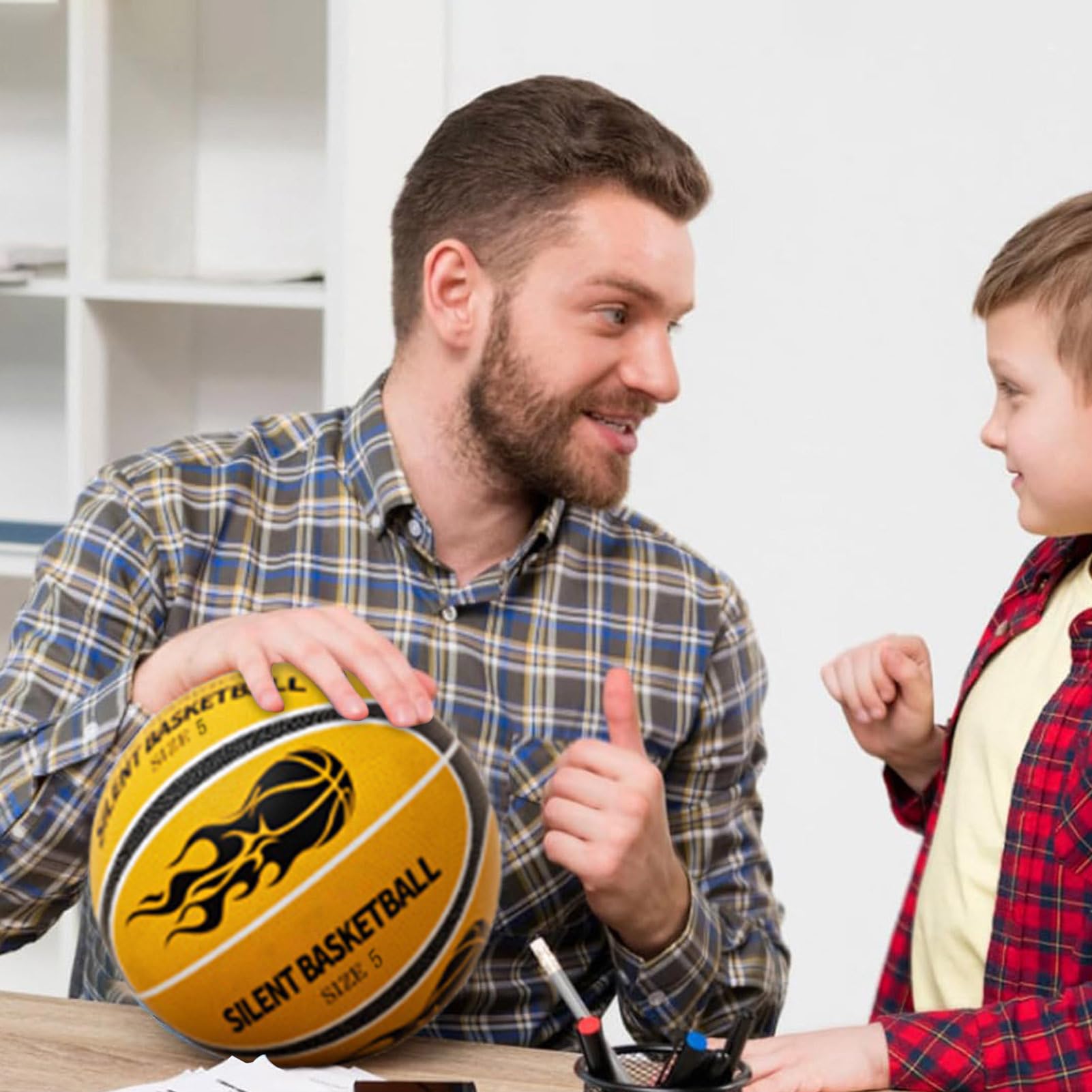 Ballon Basket Silencieux, Silent Basketball Interieur, Mousse Ball Basket Taille 7 pour Usage en Salle avec Housse en Tissu Anti-Miettes pour Enfant et Adultes pour l'entraînement en Salle