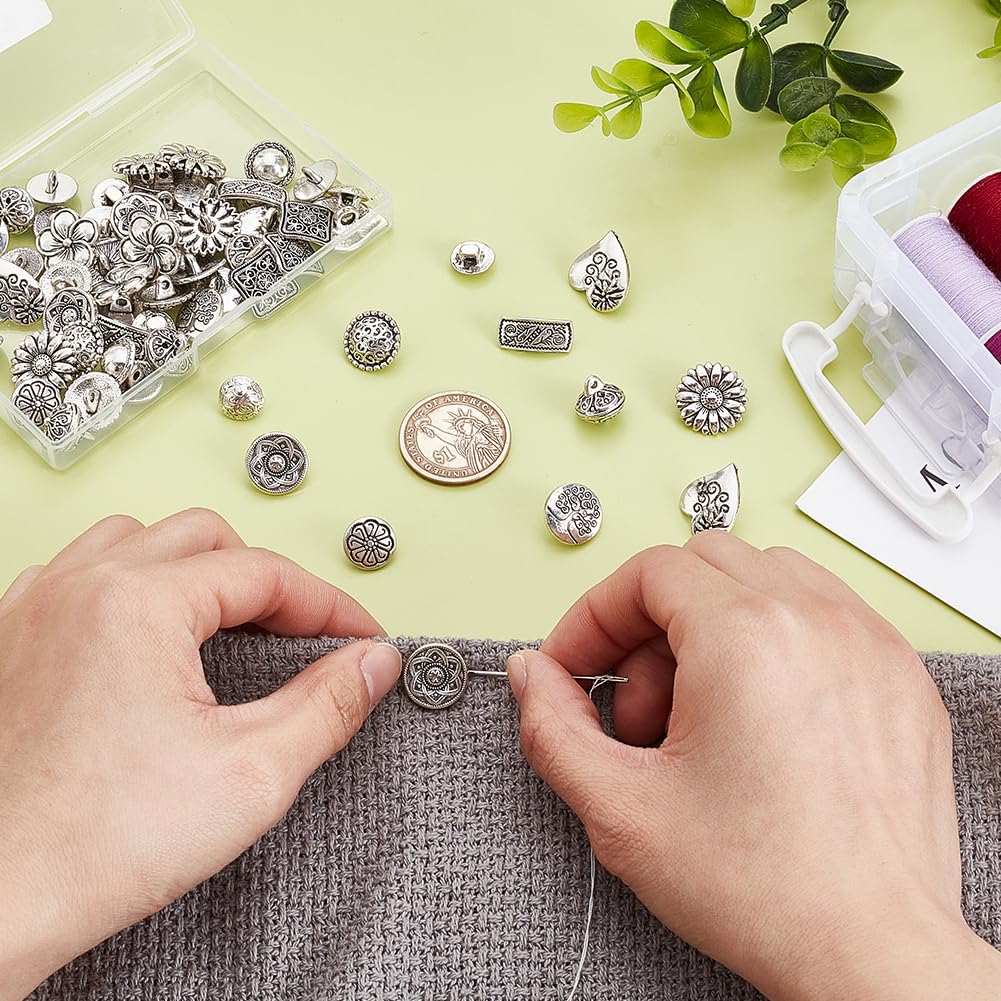 AHANDMAKER Metallknöpfe in Antik-Optik, flach, rund, Bogen, Blume, Herz, quadratisch, Vintage-Legierung, dekorative Nähknöpfe für Blazer, Uniform, Hemd, Mäntel, Jacke, Nähen, Basteln, 72 Stück