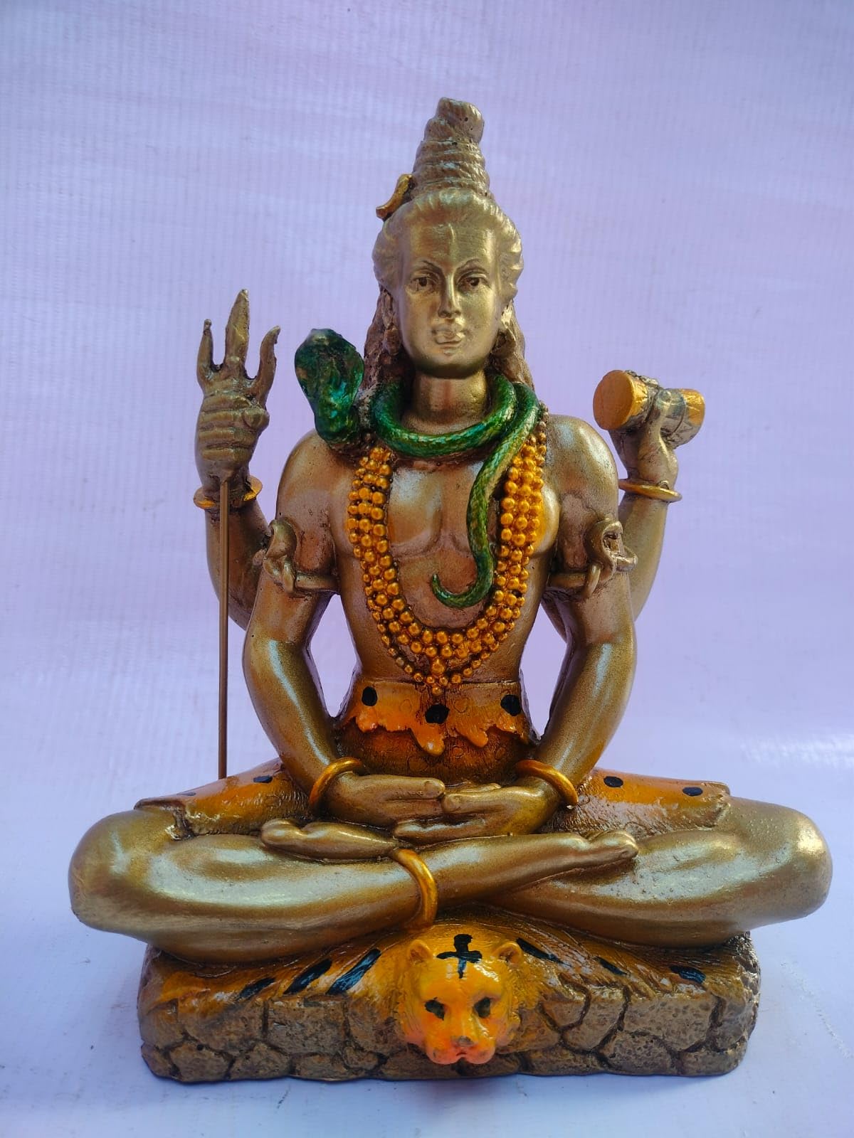 Figurka Lorda Shivy, błogosławieństwo, idol, rzeźba, Murti, dekoracyjna do sypialni, pokoju Pooja, biura, dekoracja stołu i artykuły prezentowe (20 cm x 17 cm, wielokolorowa) (żywica)