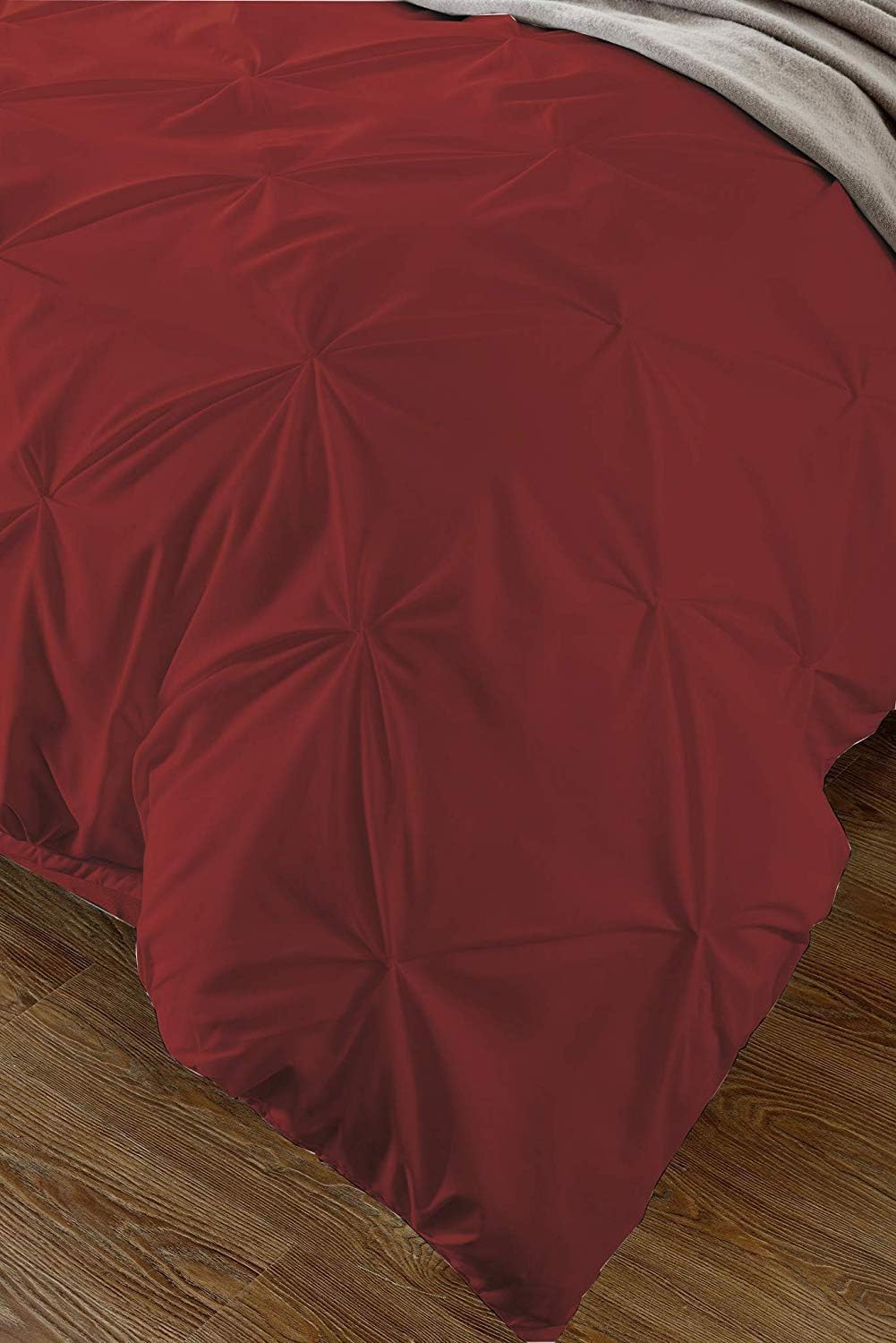 Orbit bed & bath Hotel Luxurious 3 Piece Pinch Pleated Comforter Bedding Set 100% Egyptian Cotton 1000 Thread Count (Queen Color, Burgundy)