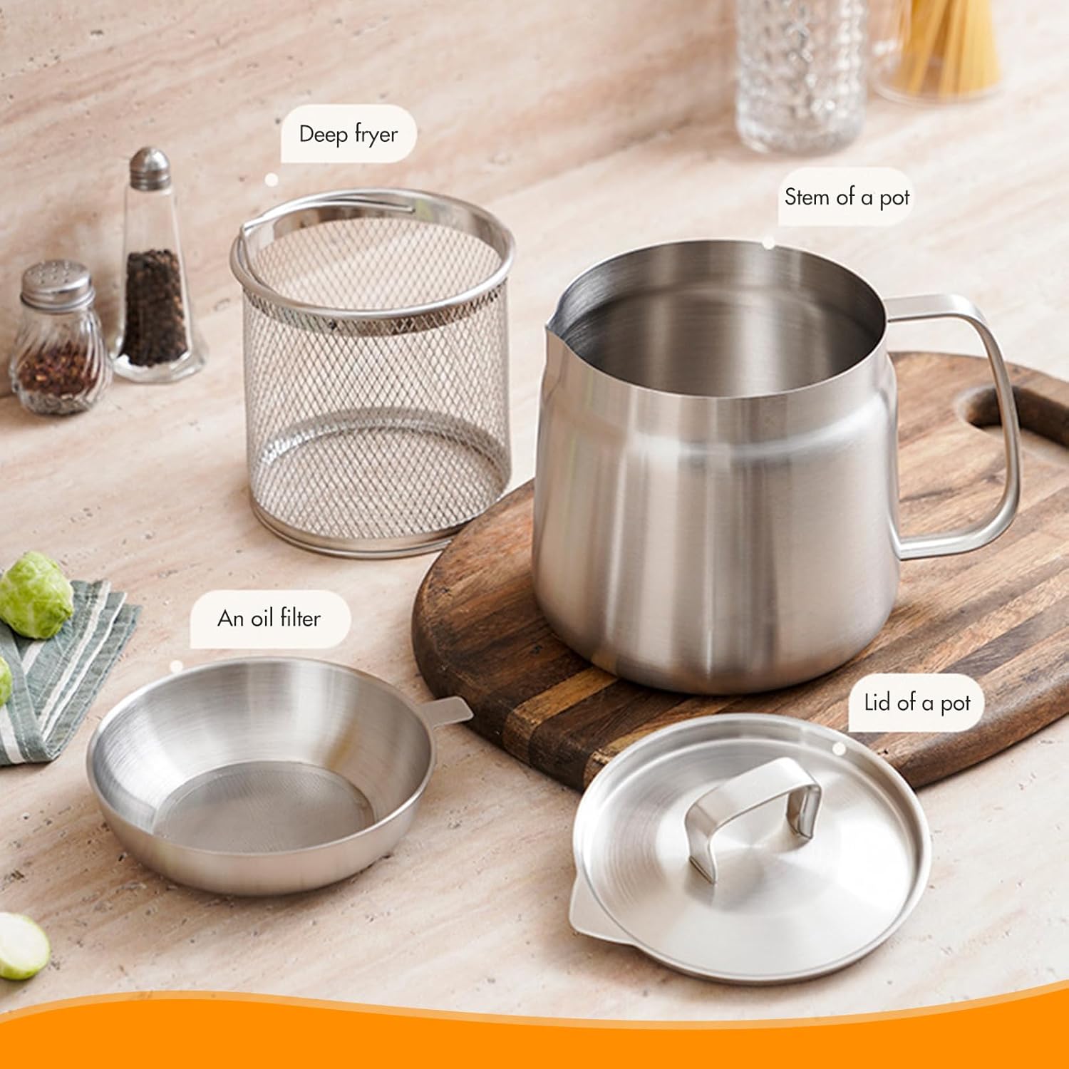Stainless Steel Oil Filter Pot with Strainer - Multi-Functional Kitchen Gadget (1.5L)