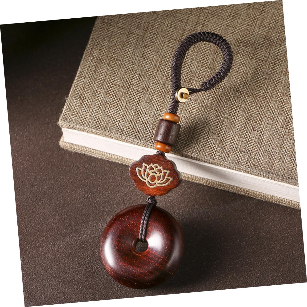 SOIMISS 4stücke Vintage Holz Schlüsselanhänger Im Antiken Stil Handgefertigt Aus Hochwertigem Rosenholz Als Autokeychain Oder Taschenanhänger Für Freunde Und Familie