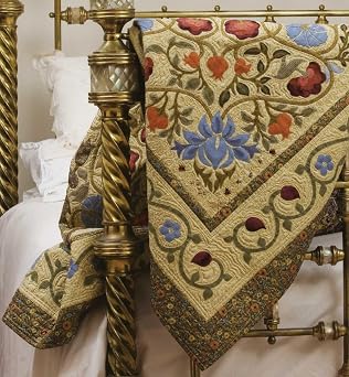 William Morris in Applique: Six Stunning Projects and Over Fifty Individual Designs