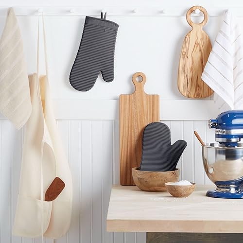 Miniatura 2 de KITCHENAID Juego de 2 guantes de horno de silicona suave acanalados, 7.5 x 13 pulgadas, gris carbón