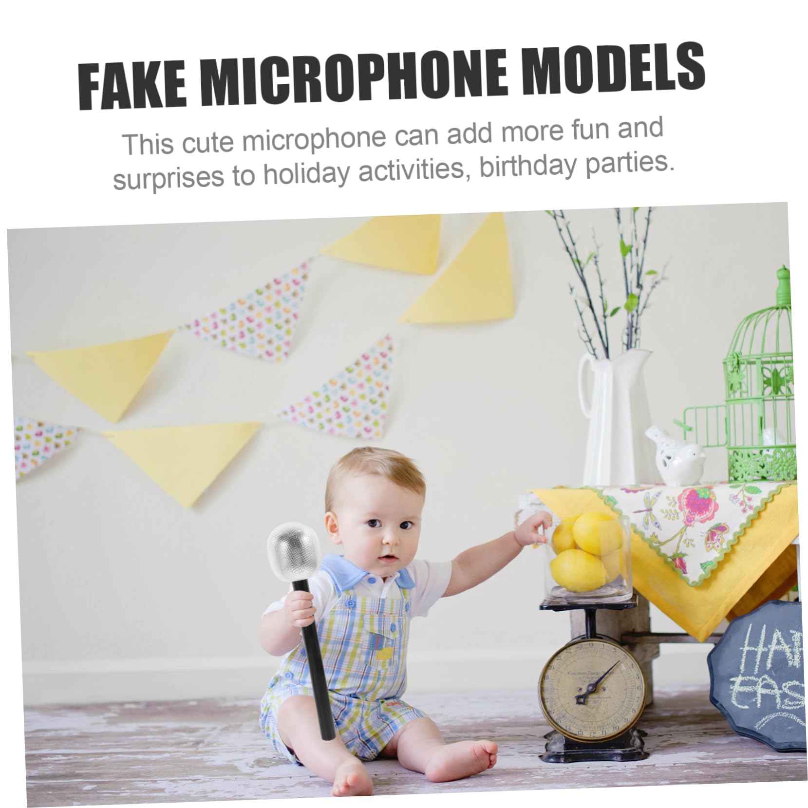 Toyvian Microfoni Giocattolo Set 12 Finti in Plastica Argento Design Realistico e Alta Resistenza per attività Festive e Spettacoli sul Palco