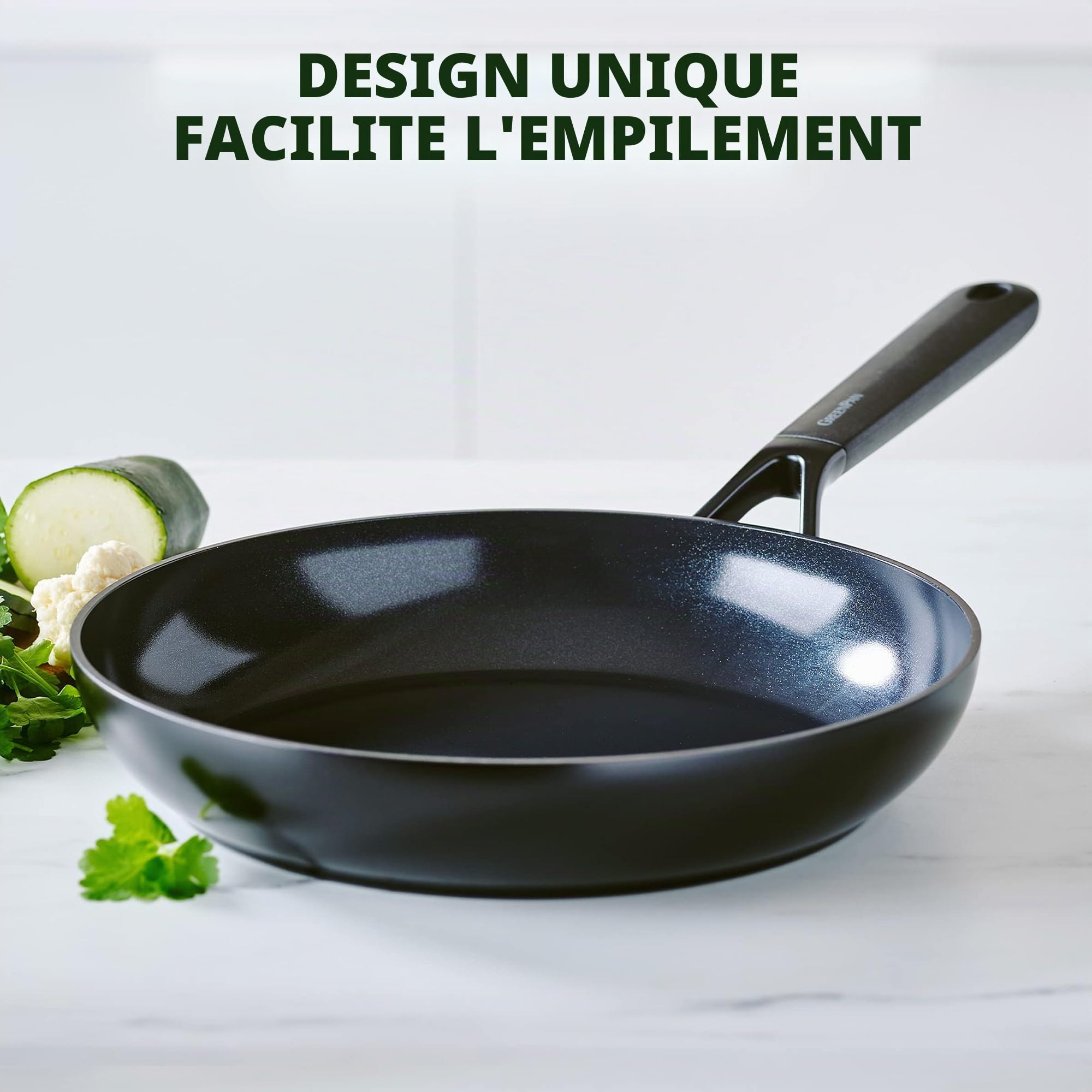 GreenPan SmartShape Poêle à Frire Antiadhésive en Céramique Saine de 24 cm, Sans PFAS, Convient à l'induction, Va au Four, Va au Lave-Vaisselle, Noir