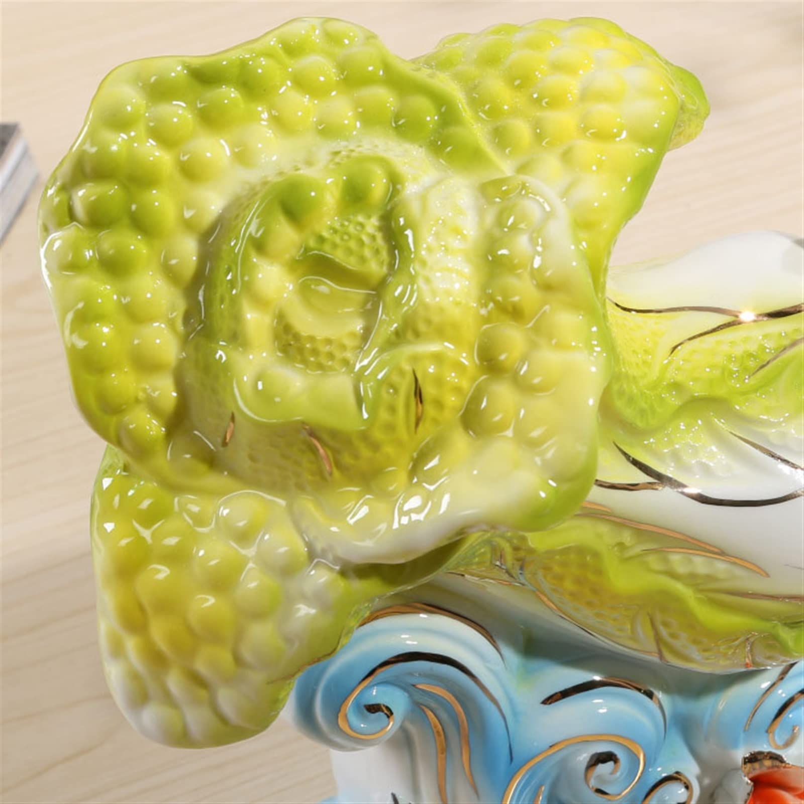 Décorations de bureau Bénédiction Statue Ornement En Céramique À La Main Art Maison Ornements Décoratifs Salon Chambre Table Basse Décors De Bureau Chou Gourde Vagues Statue Décor Convient aux bureaux