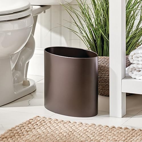 Miniatura 5 de mDesign Cubo de basura ovalado de metal de acero inoxidable, papelera de 7.9 litros2.09 galones, cesta de basura para baño, dormitorio, cocina,