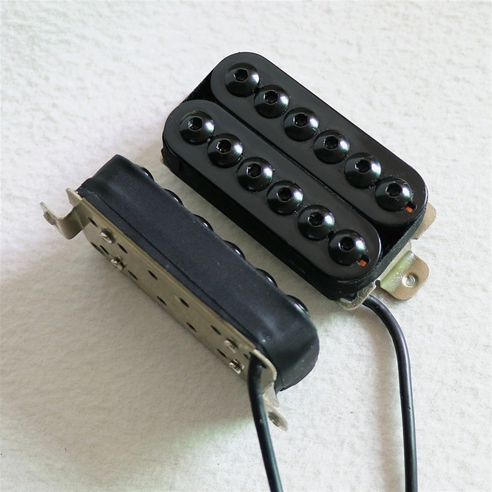 Pickup Per Chitarra Humbuck Nero Con Piastra Base In Nichel Argento Con Palo Esagonale Grande, Ideale Per La Musica Heavy Metal Accessori di Ricambio per Chitarra