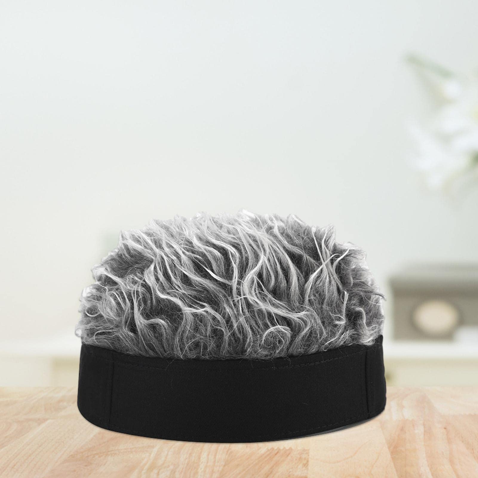 YEKEYI Cappello Con Capelli A Spillo Per Halloween: Unisex, Regolabile, Divertente Parrucca Finta Con Visiera – Accessorio Per Feste