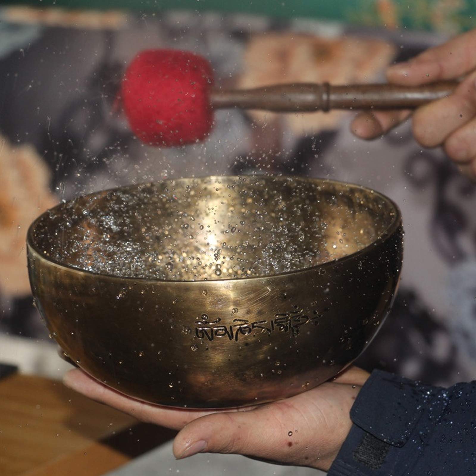 Set Tibetano di Campane tibetane Om Sound Ciotola per Yoga con Meditazione della Luna Piena, Metalli Multipli, Fatta a Mano in Nepal con Bacchetta, Cuscino con Campana tibetana e percussore,18cm