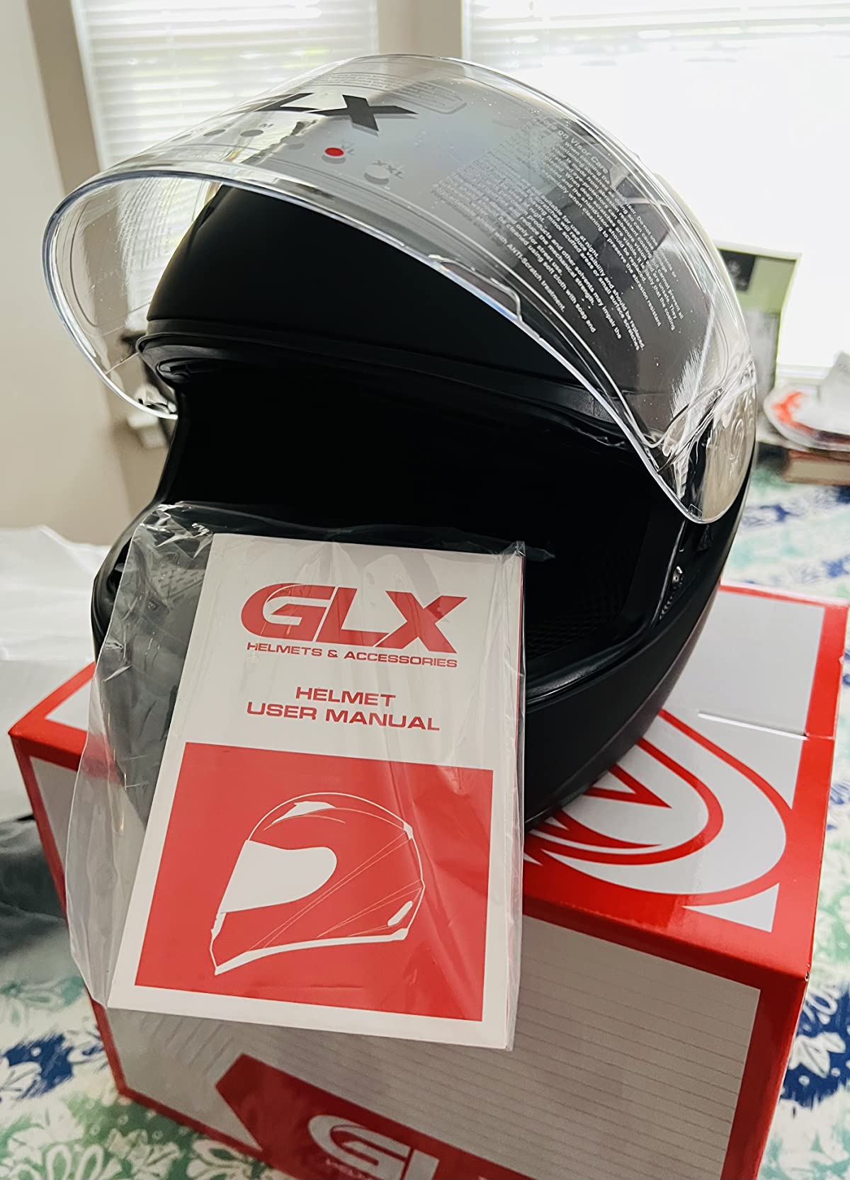 10/mo Finance GLX GX11 Compact Lightweight Full Face Motorcycle