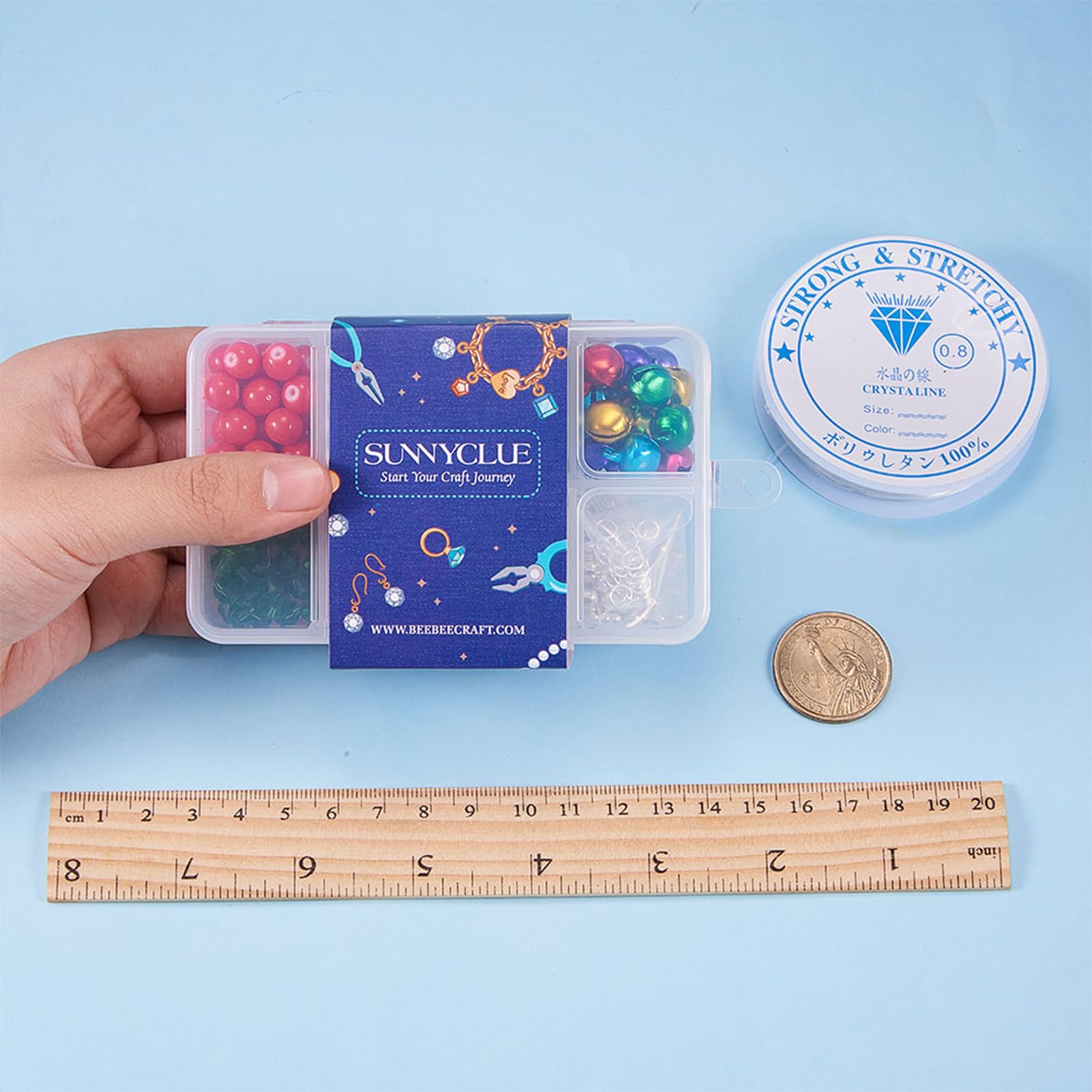 SUNNYCLUE Kit Fai Da Te 2 Braccialetti Natalizi Con Ciondoli Fiocco Di Neve, Pupazzo Di Neve, Albero E Perline Di Vetro – Set Creativo Regalo