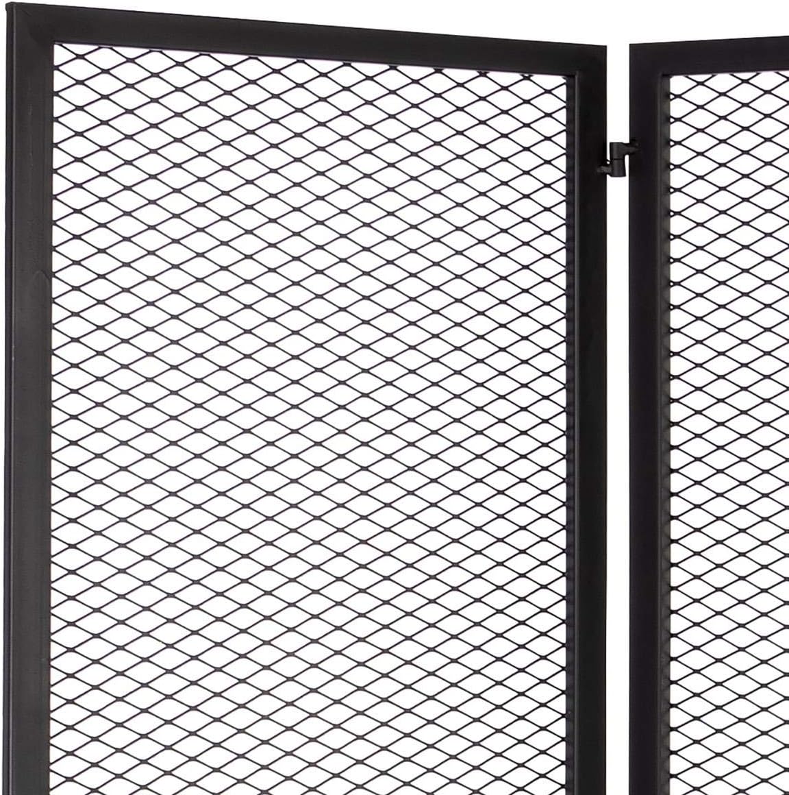 Displays2go Metal Mesh Display Screen, Three Panels, 45" W x 72" H, Iron Mesh Retail - Black (SMMMFSD)