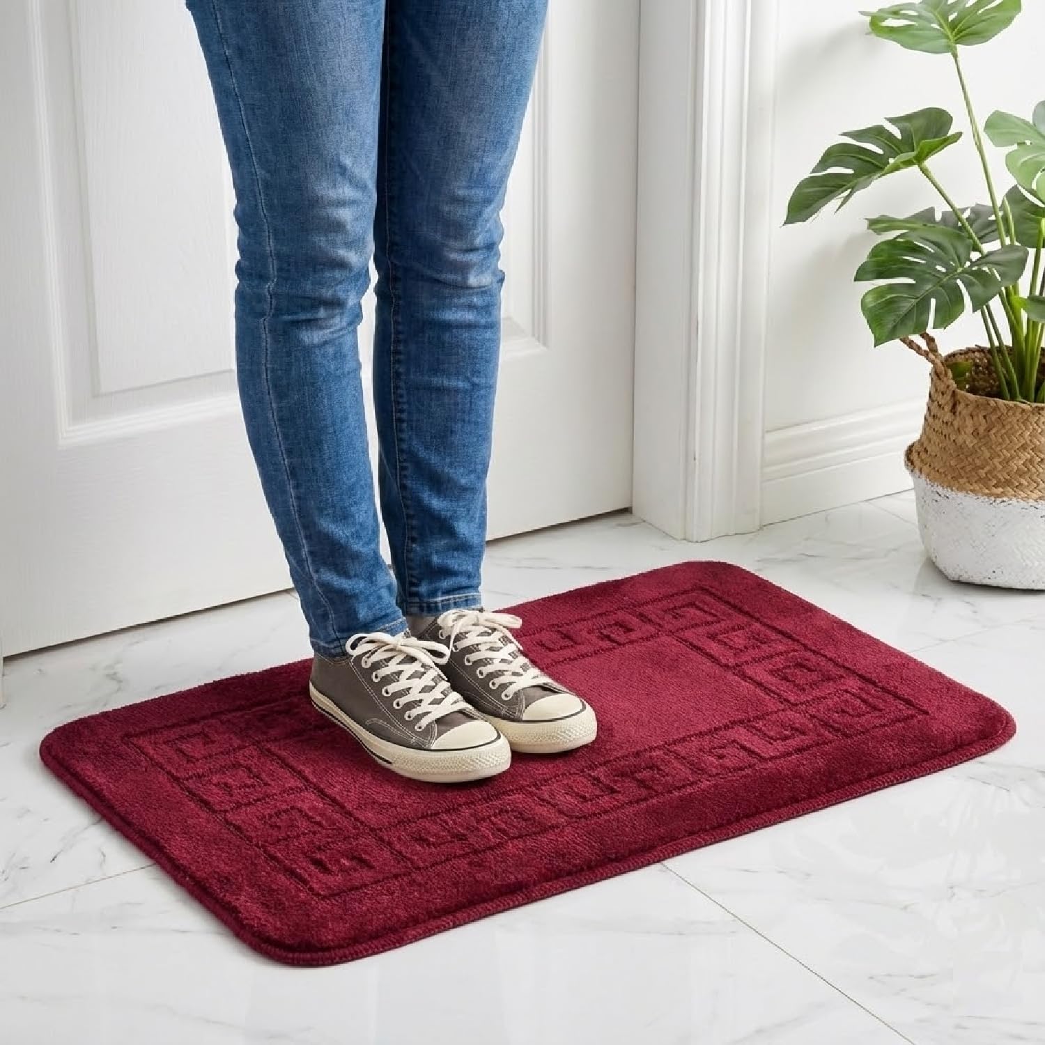 Cozy Haven Gel Backed Classic Door Mat – Non-Slip Washable Doormat, Heavy Duty Welcome Dirt Trapper, Water Absorbent Floor Mat for Indoor/Outdoor Use, Front Entrance, and Kitchen (Red, 40x60 cm)