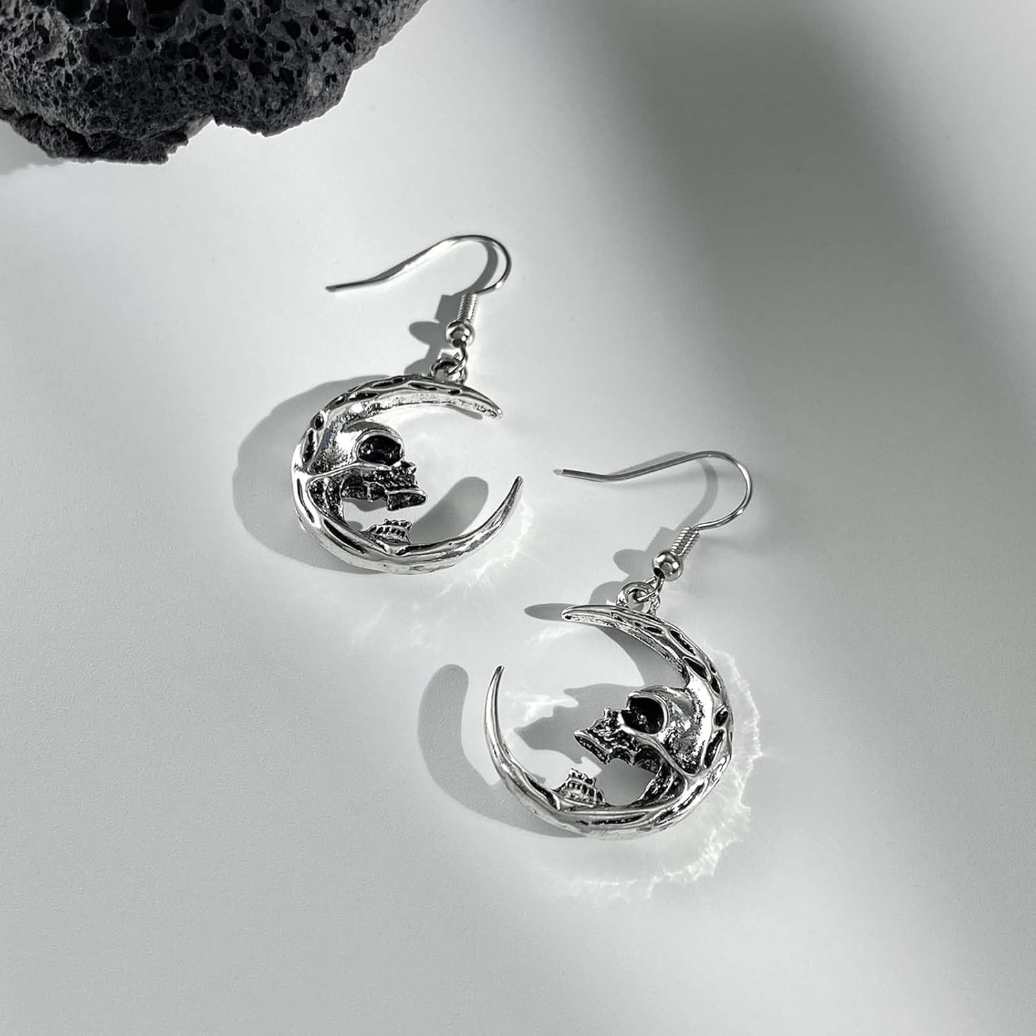 Gothic Skull Moon Drop Earrings Punk Hip Hop Hanging Earrings Exaggerated Skull Earrings for Women Halloween Style Party Jewelry - Image 4