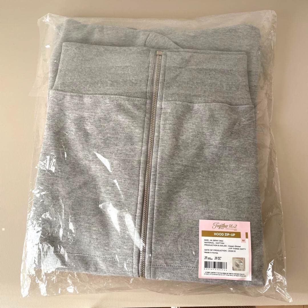 TWICE ポップアップ　フードジップ　パーカー フーディ TWICE ポップアップフードジップパーカー